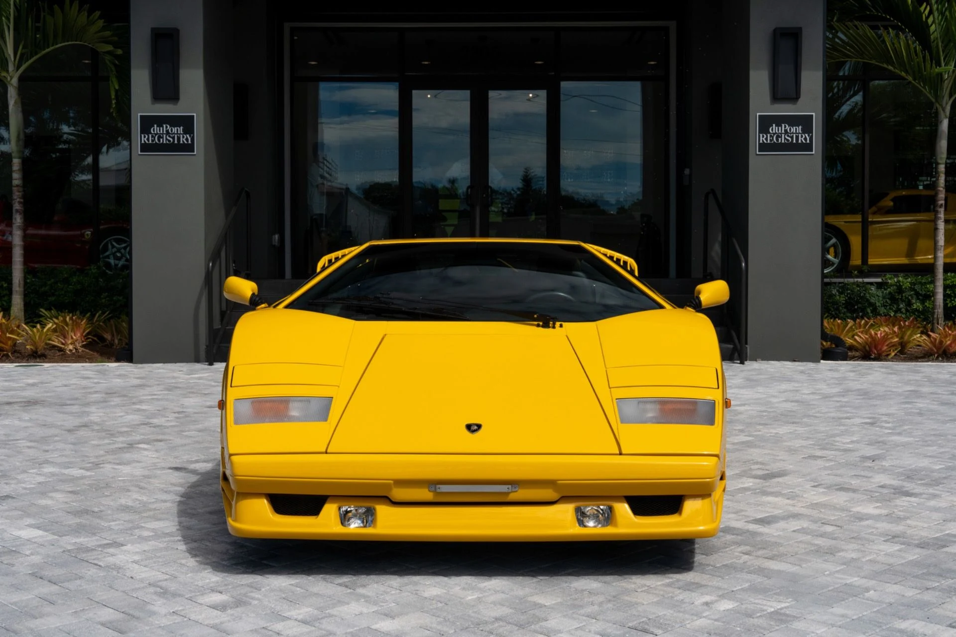 mph010_1724059864_Used_1989_Lamborghini_Countach_25th_Anniversary_1793038200_21dc0e37ab