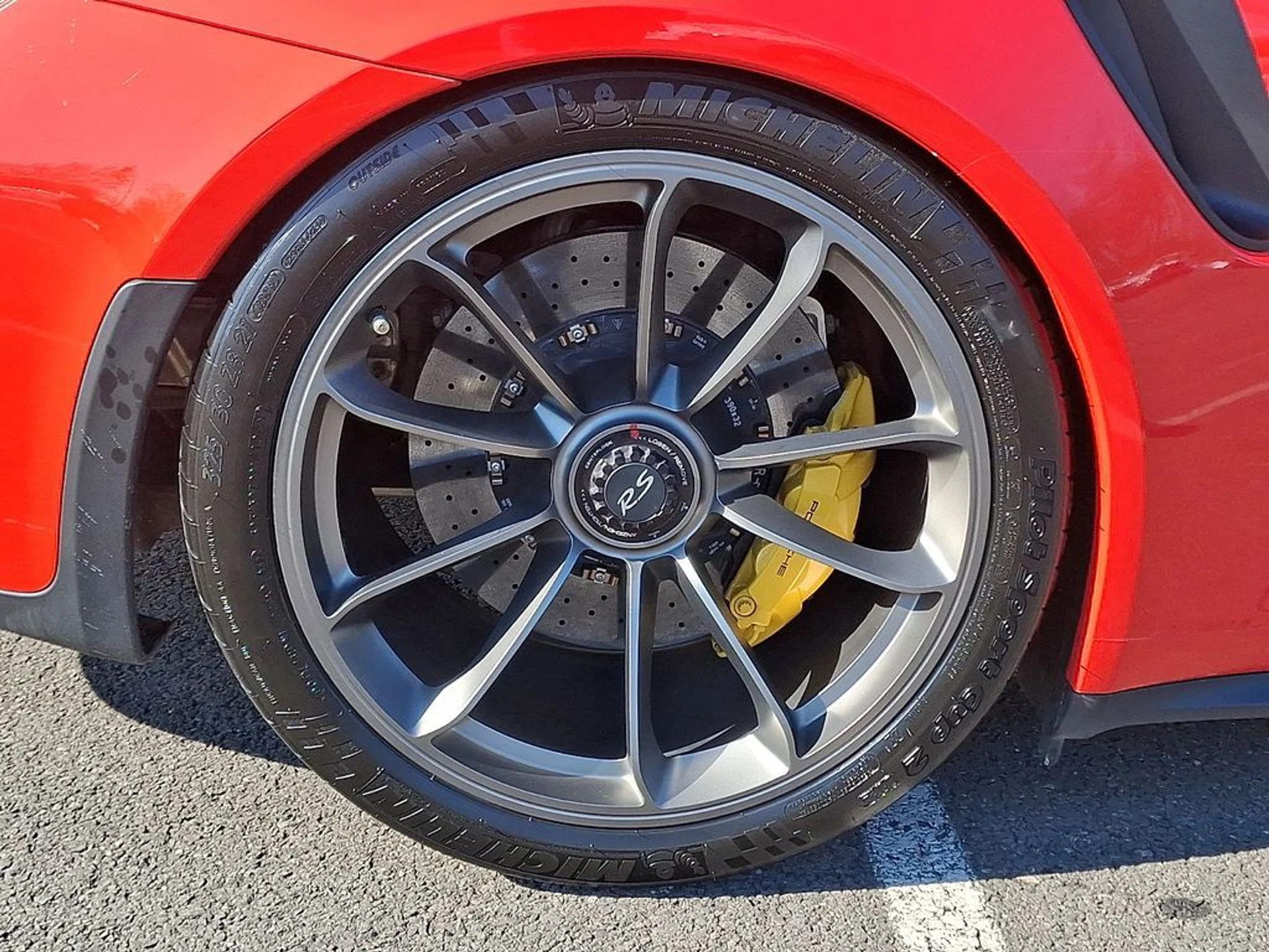 mph010_172548770_fd0ee966eff24981341ec206c77cfe43x_3f3713f55e