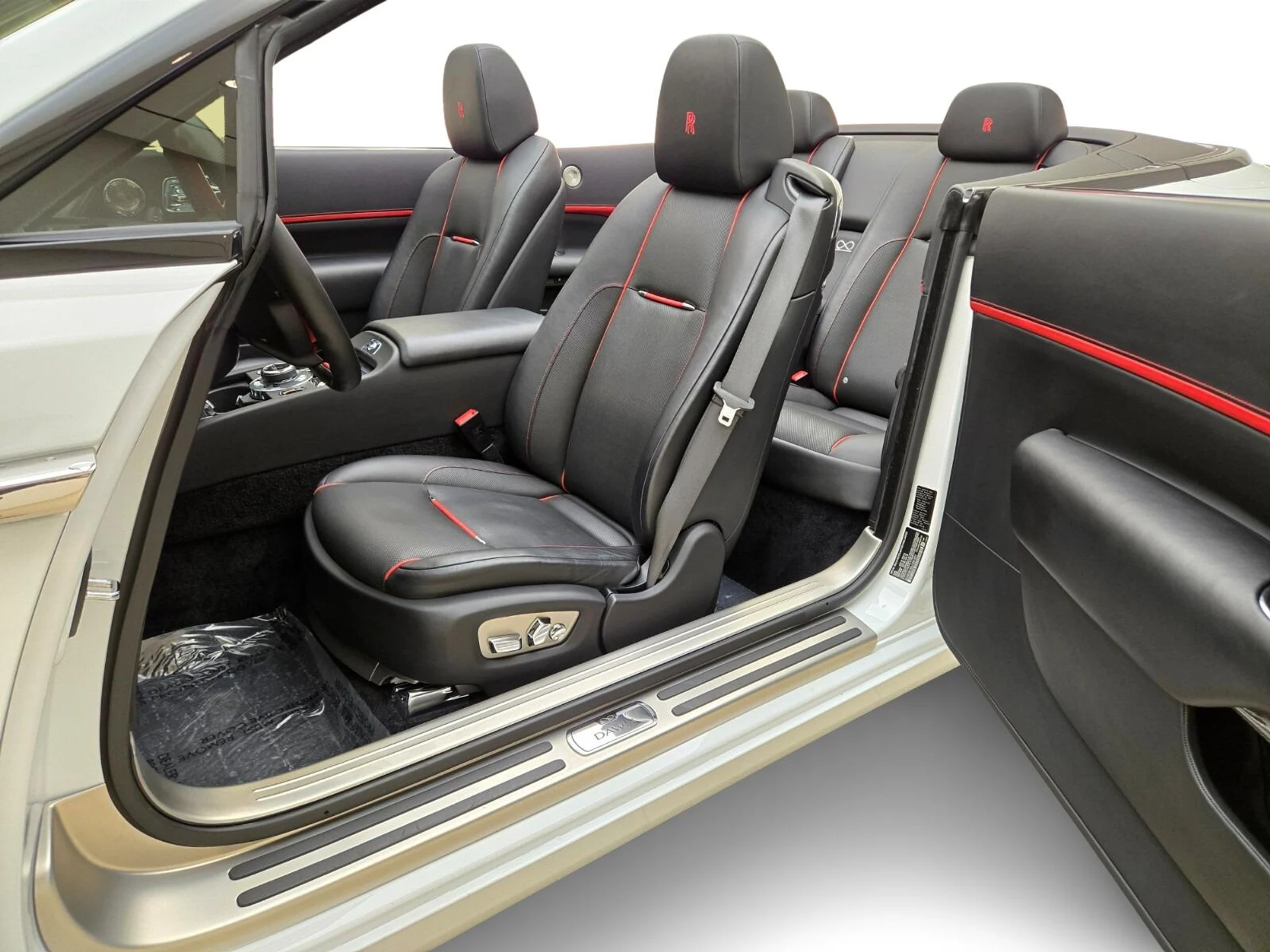 mph010_1730494042_Used_2020_Rolls_Royce_Dawn_1764058169_01275cae7d