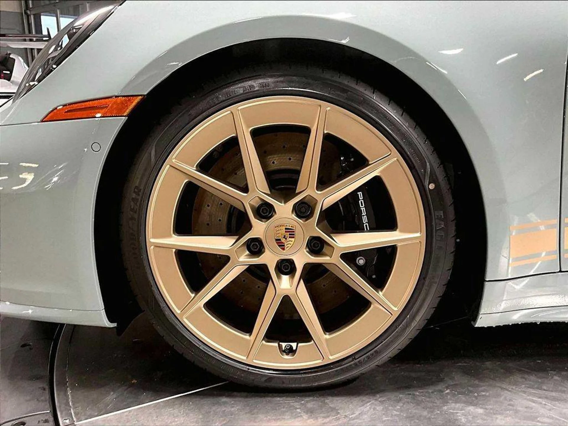 mph010_1734971745_imwl4x_v8_X_Ny_H_G_Xv_Vis_SLE_8x3_A_186ccb21f8