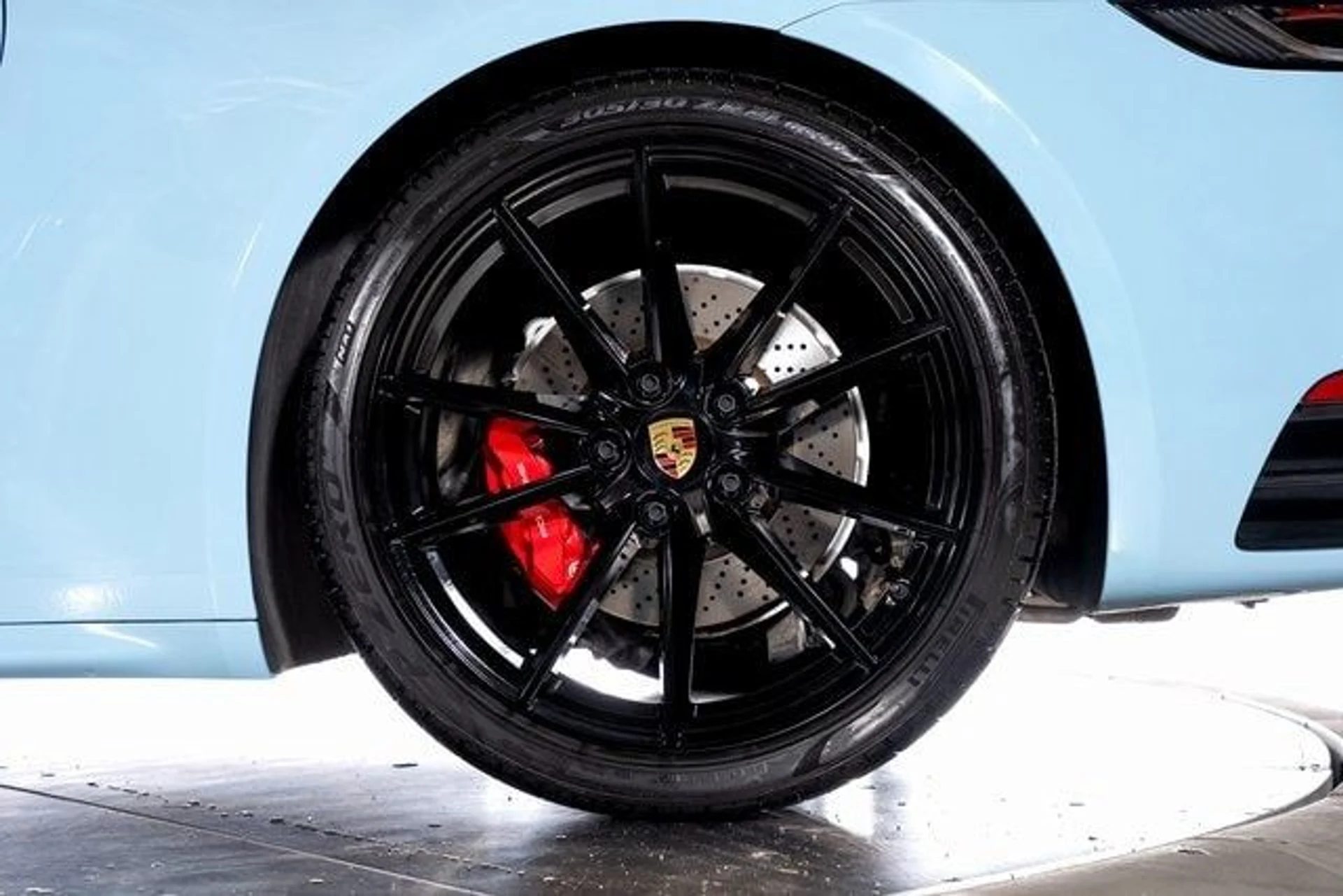 mph010_173702611_183499dfb87c18e0be42e90952d75e4ax_8e69dff73b