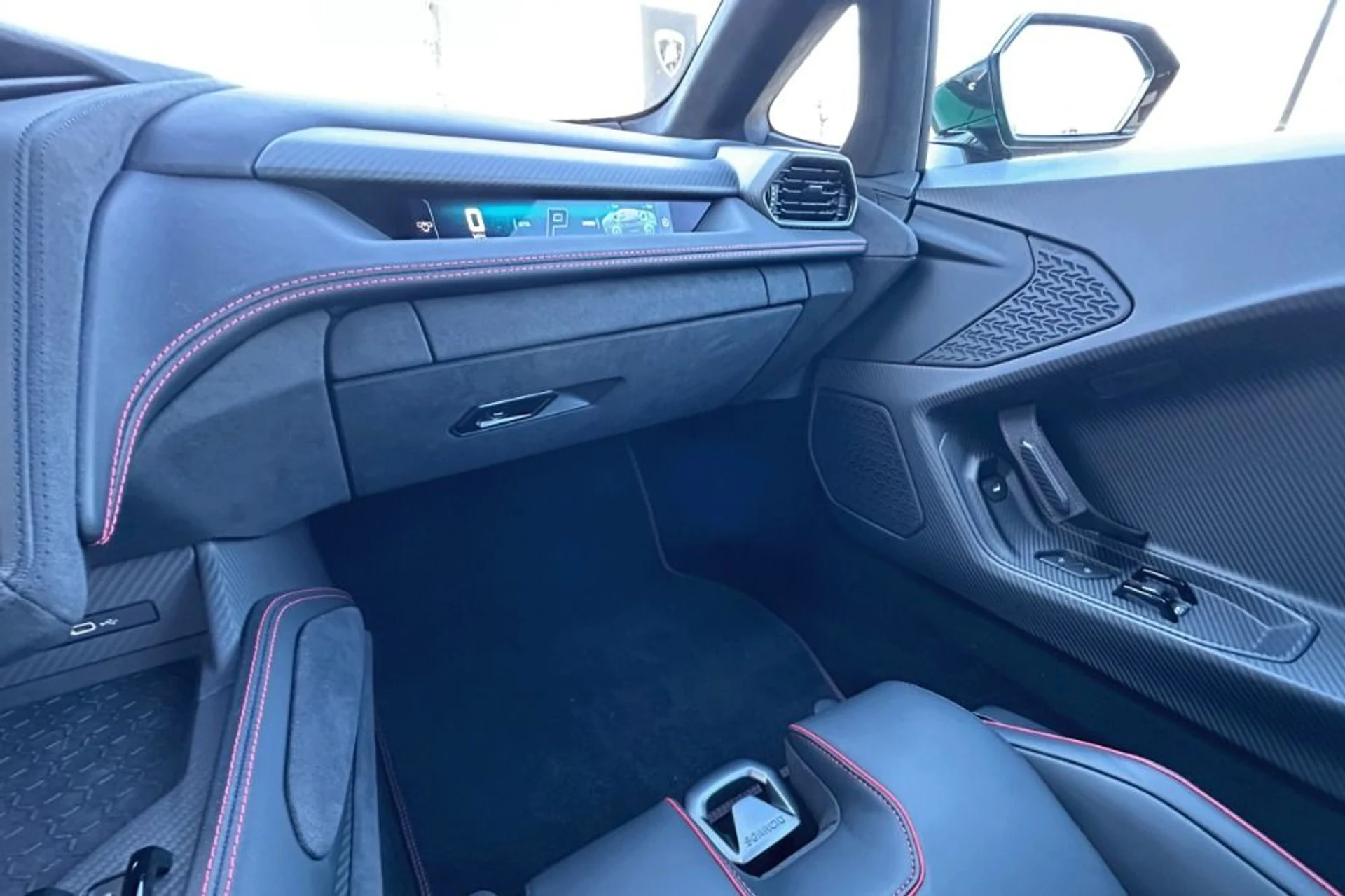 mph010_1746144821_New_2026_Lamborghini_Temerario_Alleggerita_1766488898_2e0f13fa64