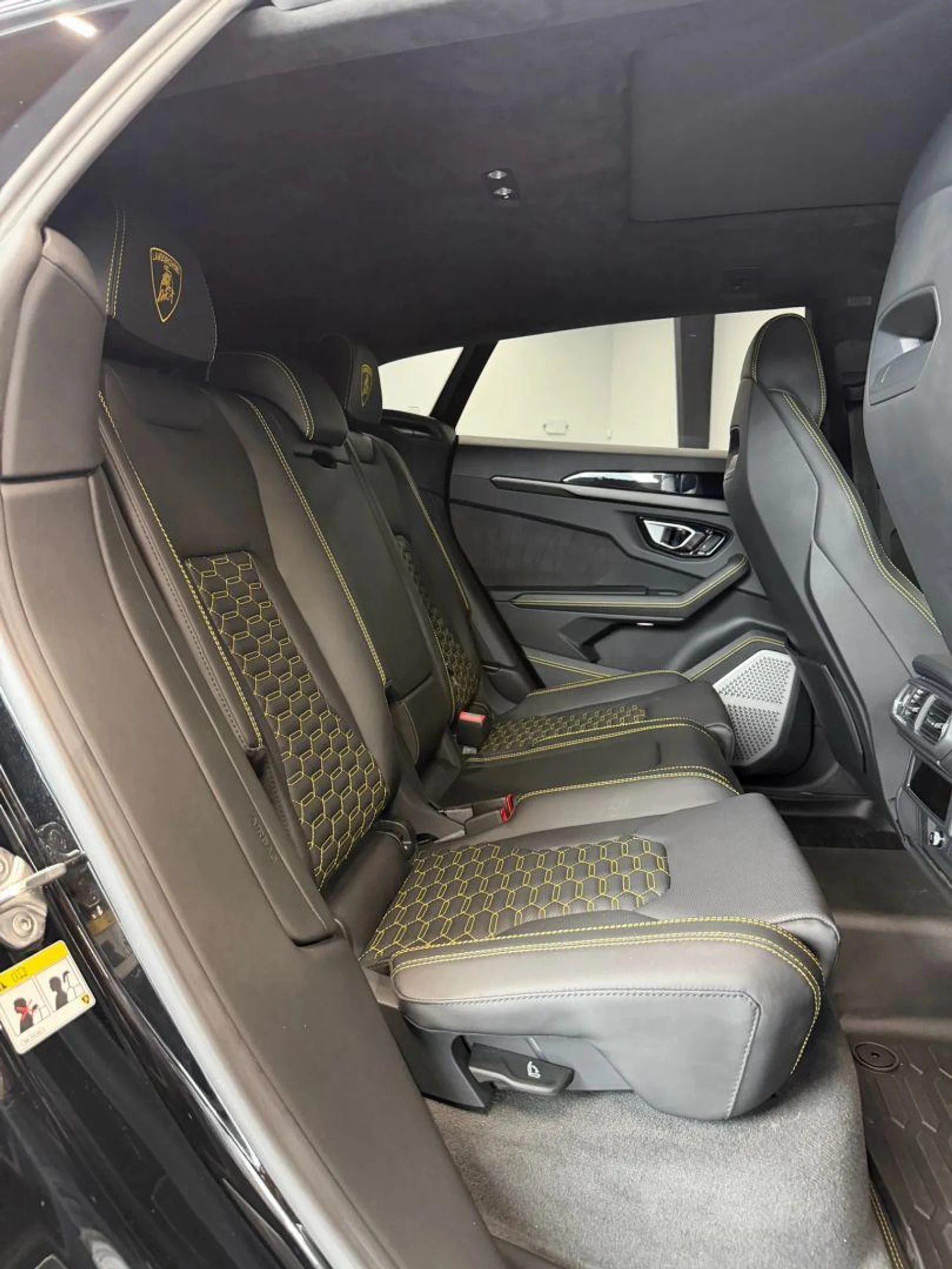 mph010_1749710773_Used_2022_Lamborghini_Urus_Sport_Utility_4_D_1784762915_465e0c8518