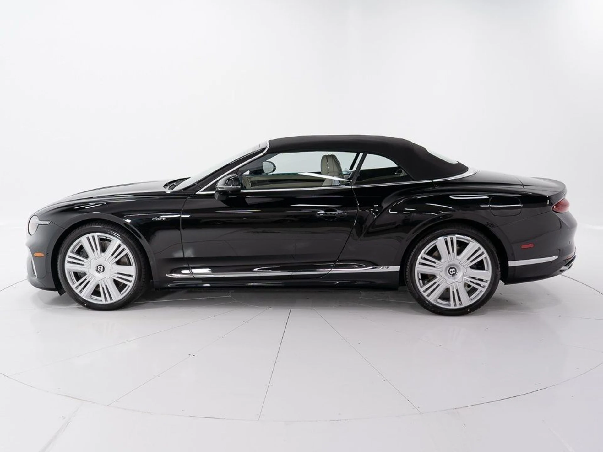 mph010_175249472_55ad66780a5ba89d1d98e6988e2cbbe1_dd9534e73f