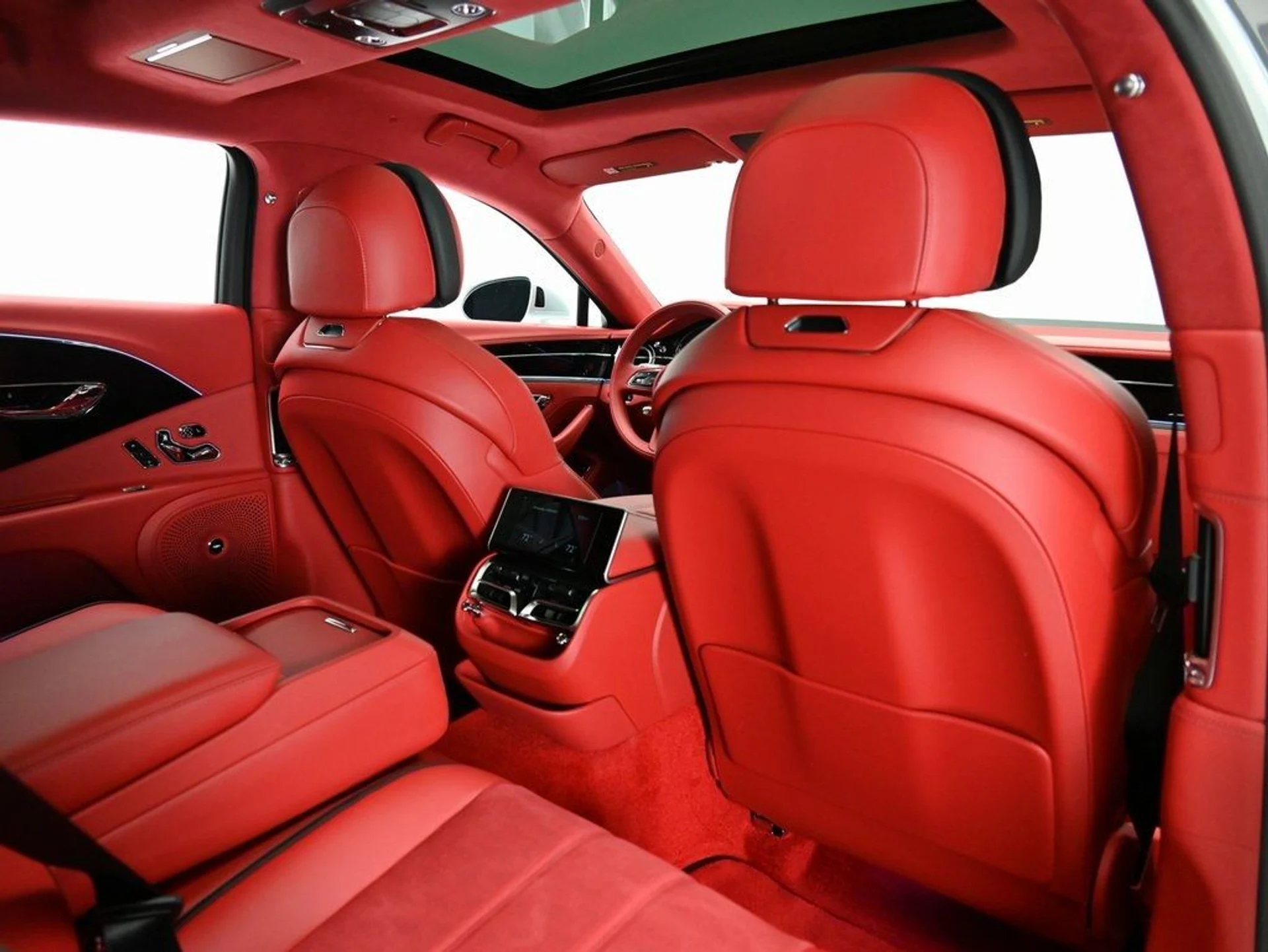 mph010_1753710991_d7b11622089db3d91265be08ce8de5ae_a95367349e