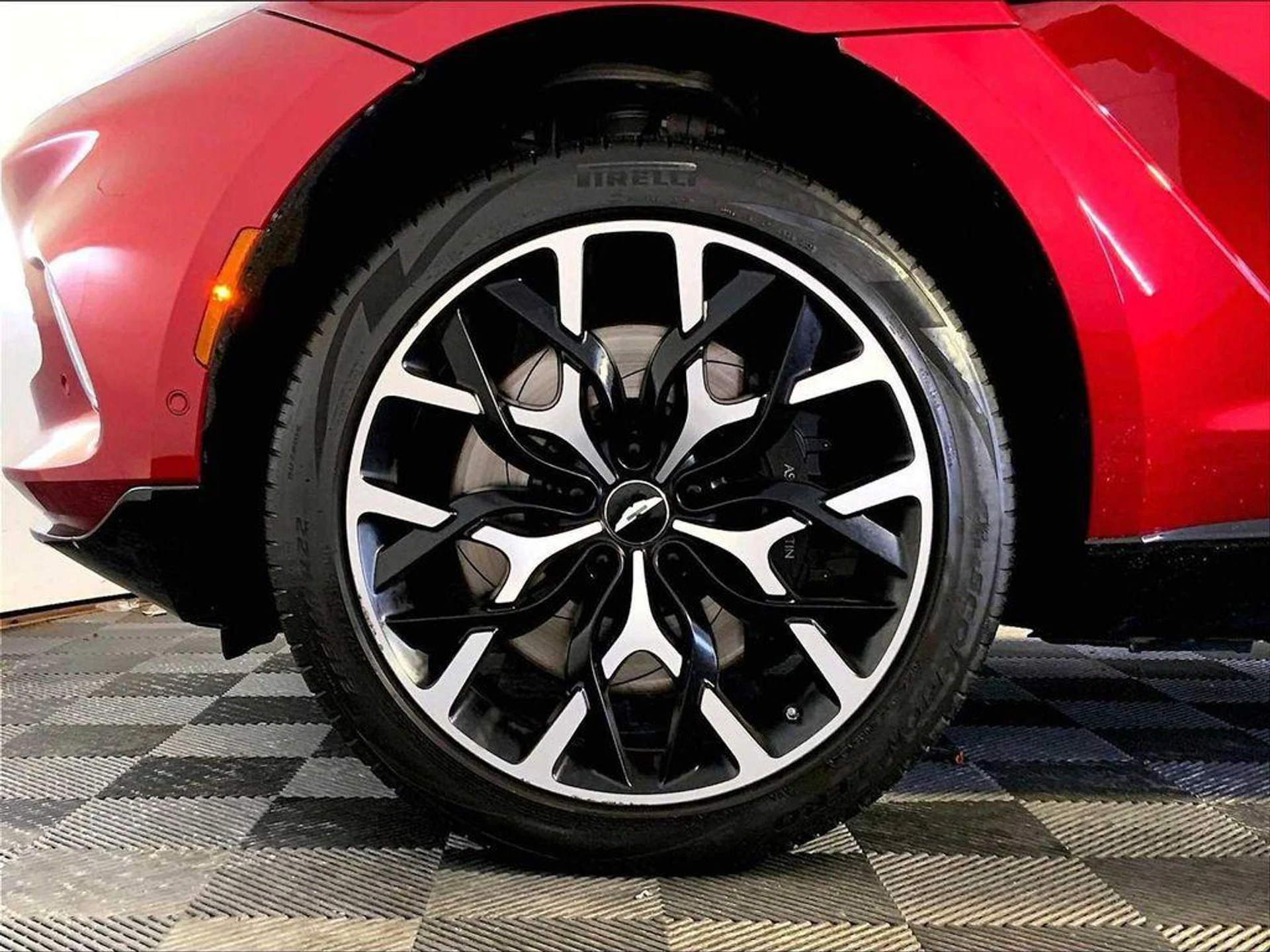 mph010_175375036_2a_Q_Hb7g_L_Blv_Aj4_Zlm_Ewozb_Oxn_Jw_11af788445