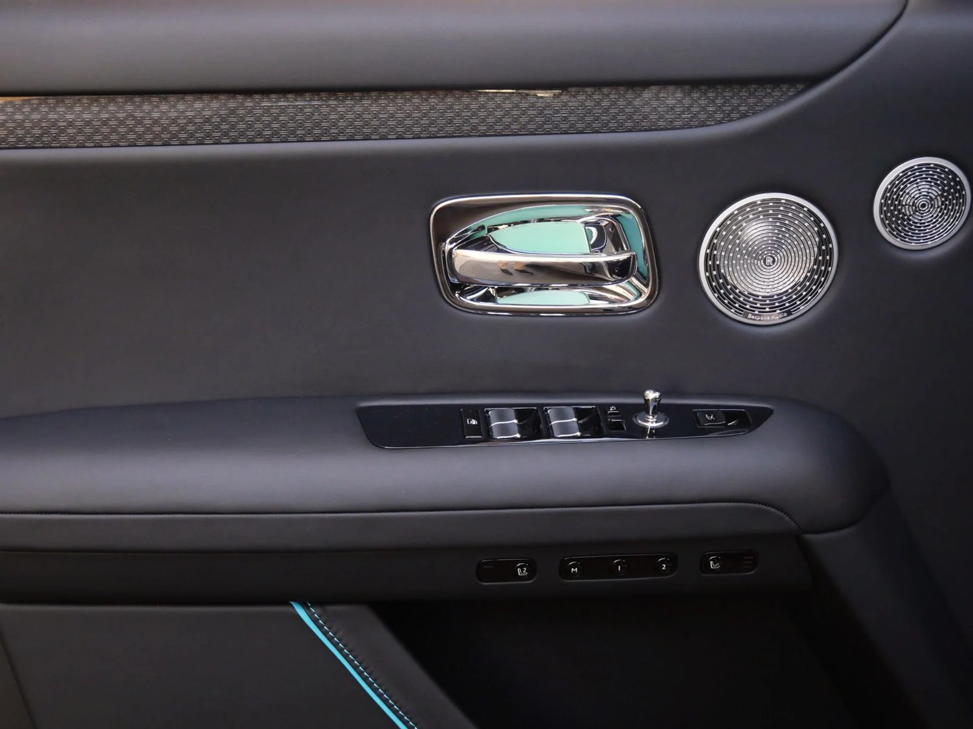 mph010_1758995584_4b9d29f3ea455cf0bafb58af9f836f98x_e0b8405f16