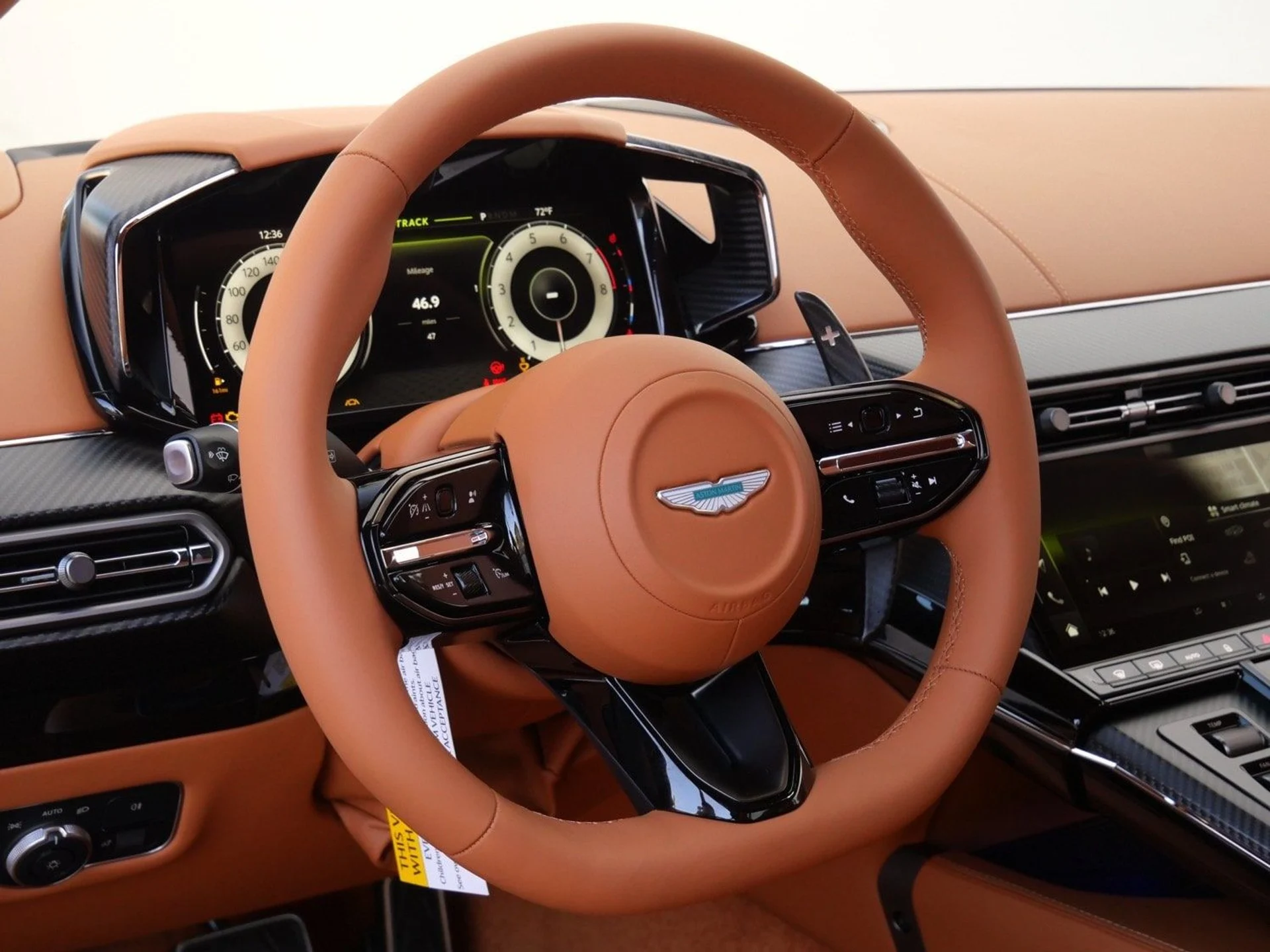 mph010_1760988406_d1e65daa0f782fb5e003747ce44e4dcbx_f36a707def