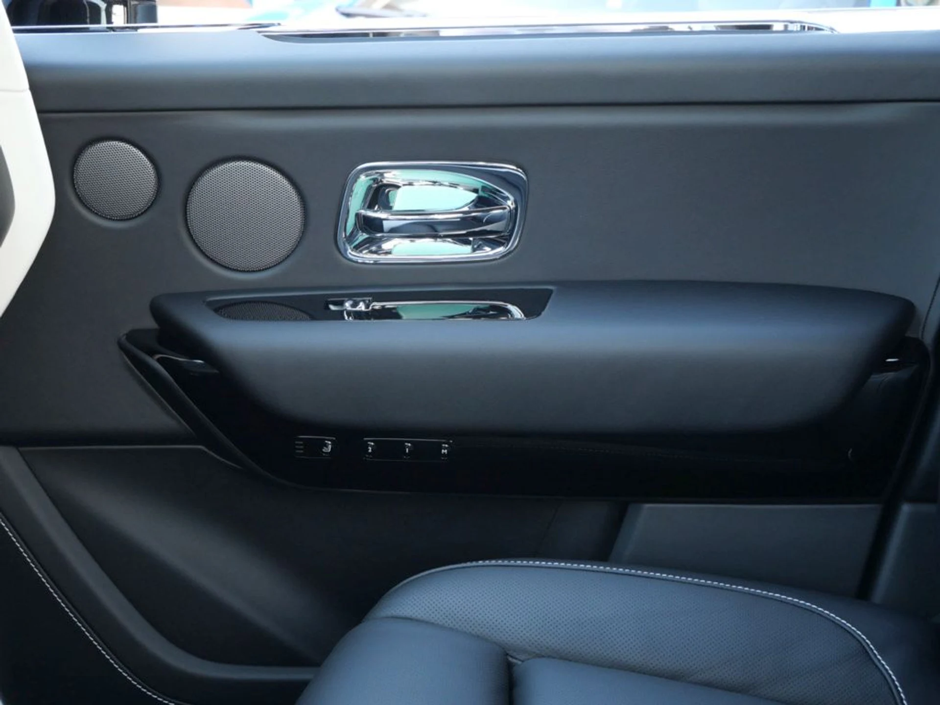 mph010_1766760961_cb9e8b7ee1a885a69a7b282ec4889dc8x_ee7cdc3711