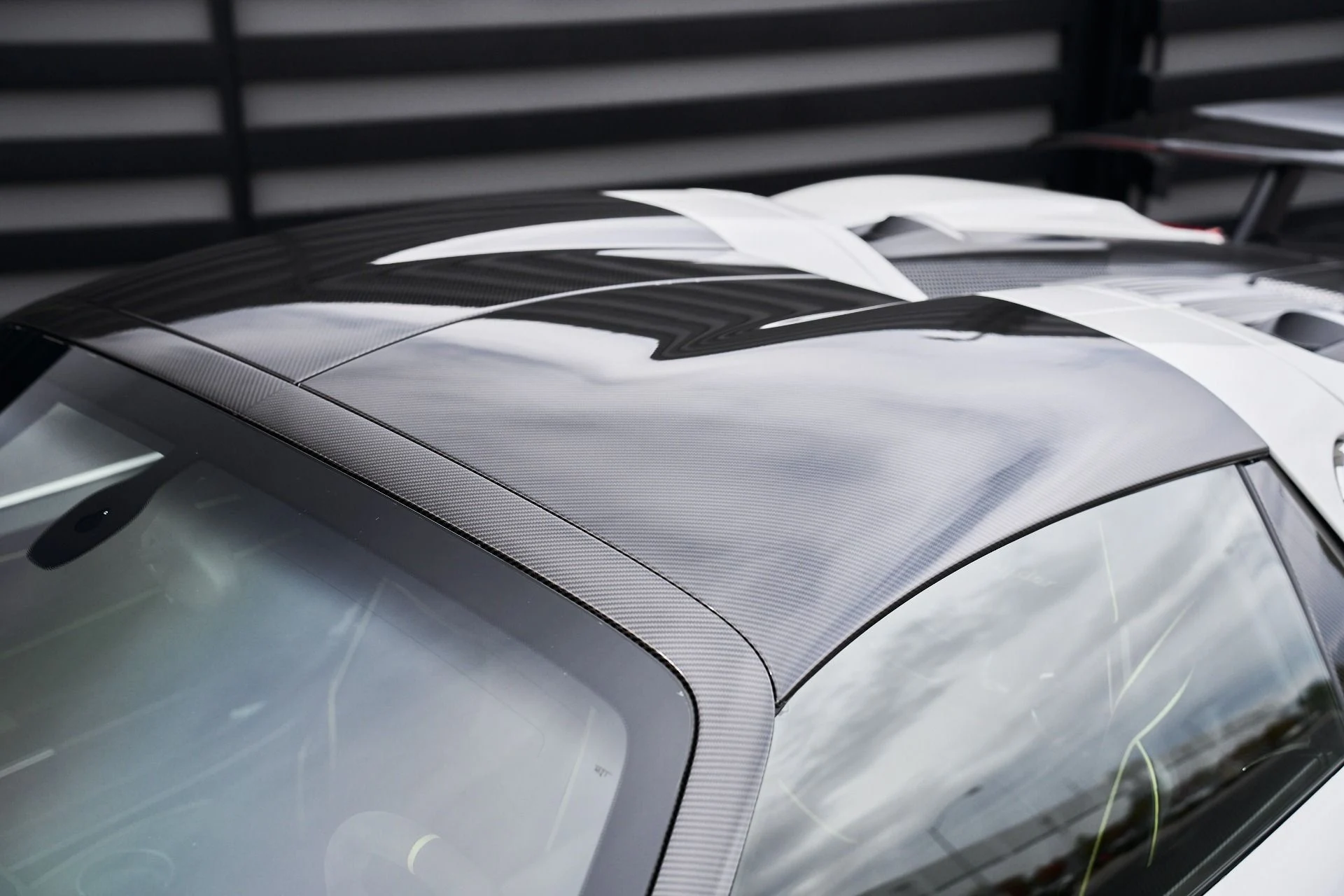 mph010_1775862652_Used_2015_Porsche_918_Spyder_w_Weissach_Package_1764874366_9c562b5e69