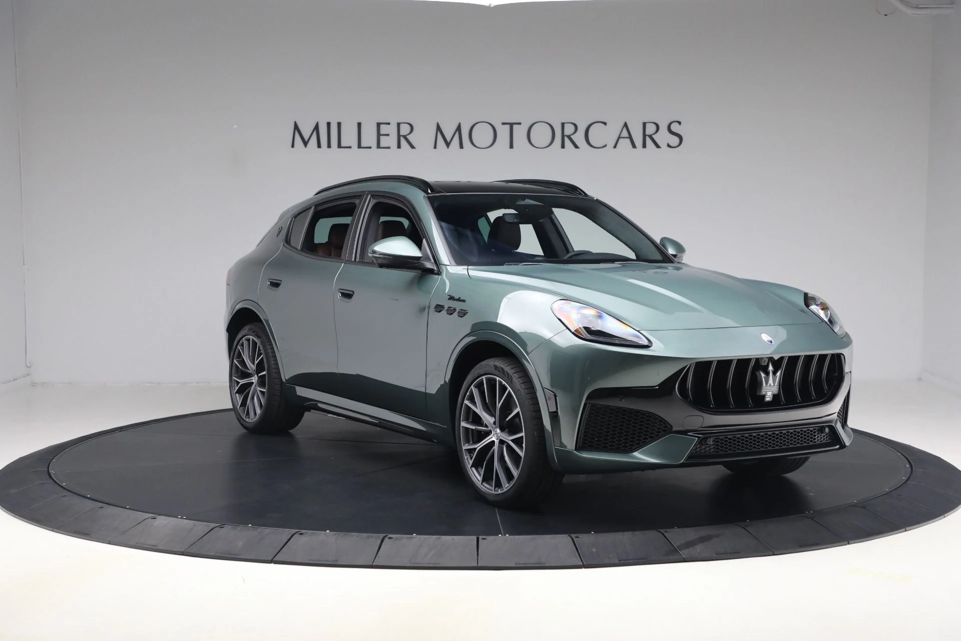 mph010_1782526467_New_2027_Maserati_Grecale_Modena_V6_1791465926_bc254502fe