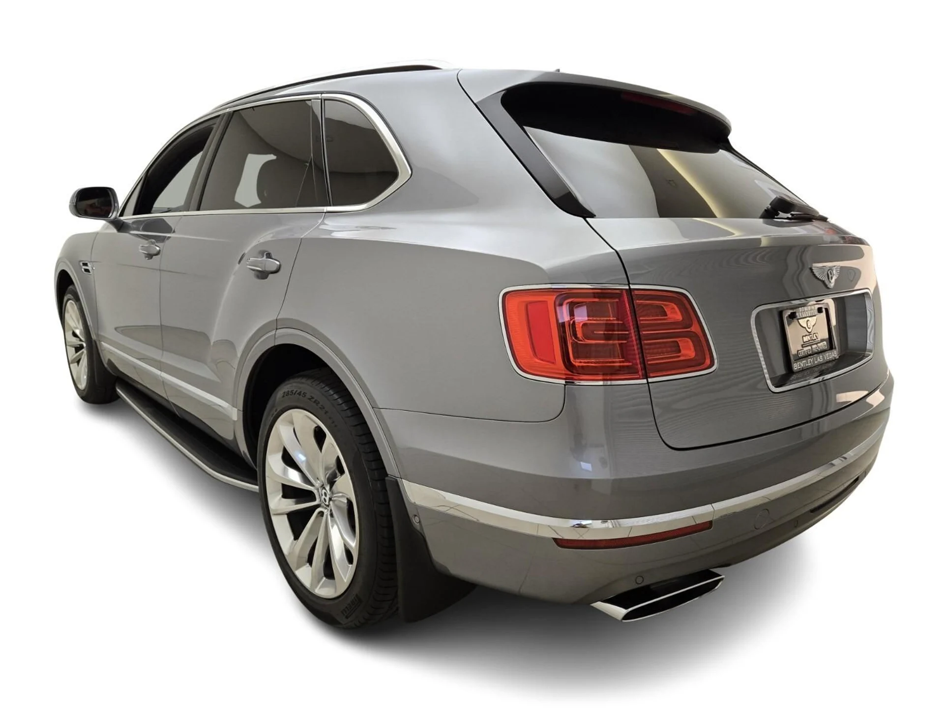 mph010_1783205885_Used_2018_Bentley_Bentayga_1760597622_1b66b6c288
