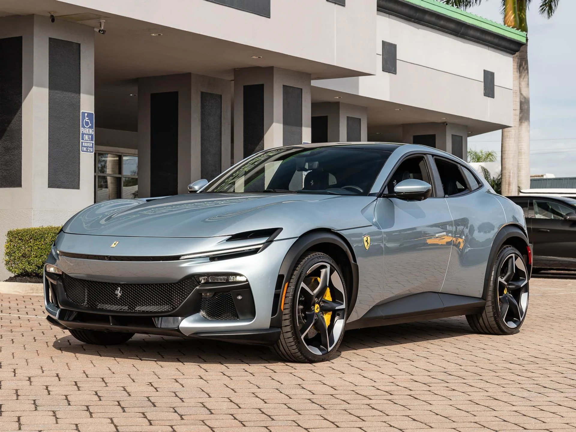 mph010_1790096993_Used_2025_Ferrari_Purosangue_AWD_1768385477_b7e8f126f0