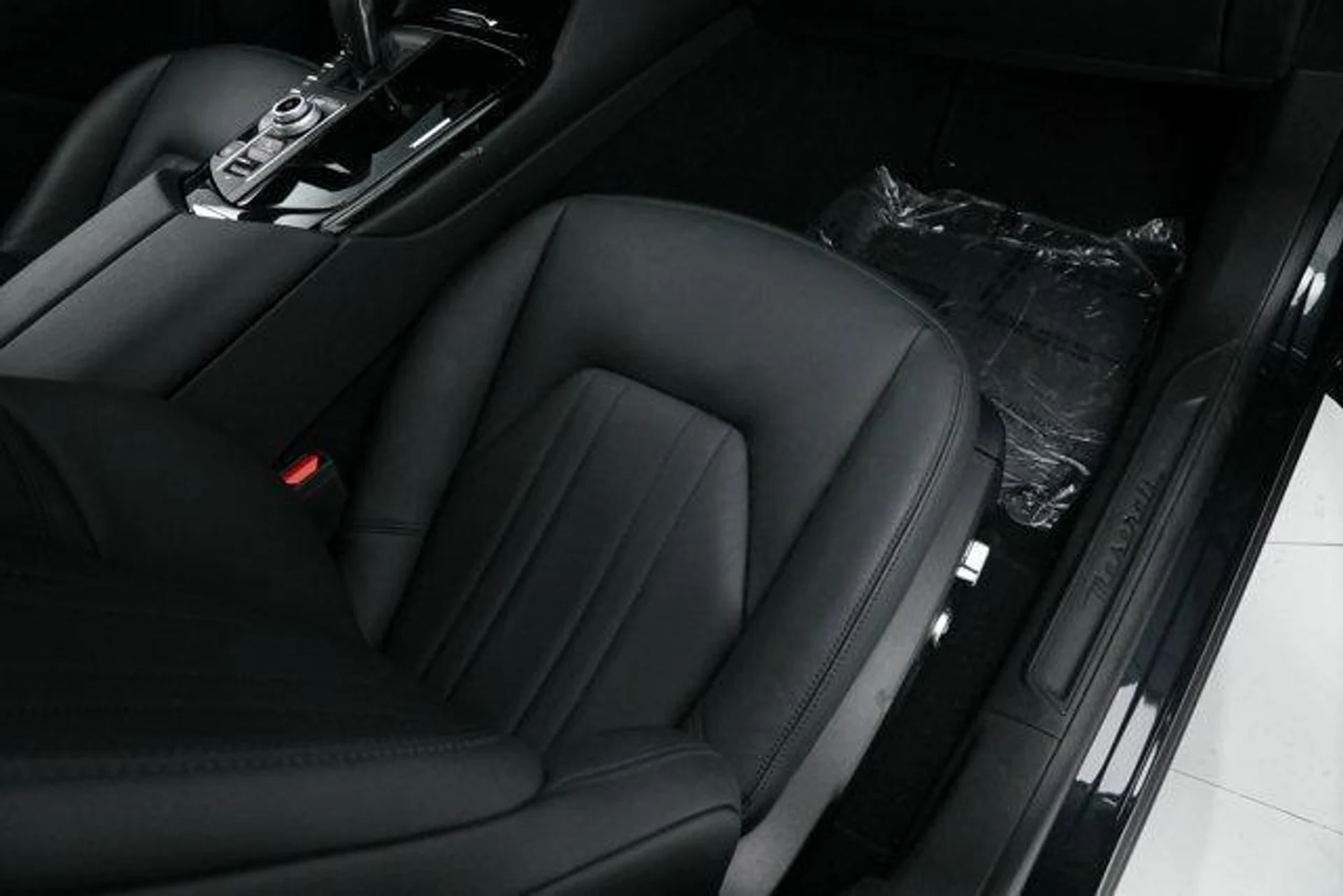 mph010_1791575355_e7_Bc3r7om_WB_Wm_Z_Svux_Lbt3x4jlg_3e8cfb537f