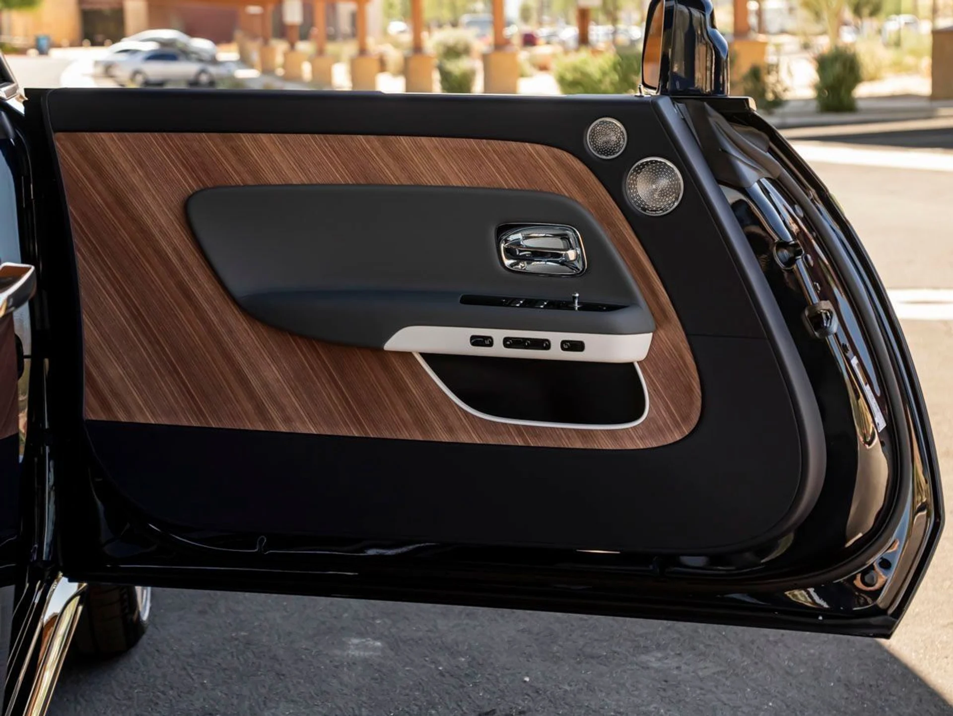 mph010_1796957402_11_28bc2c55cb