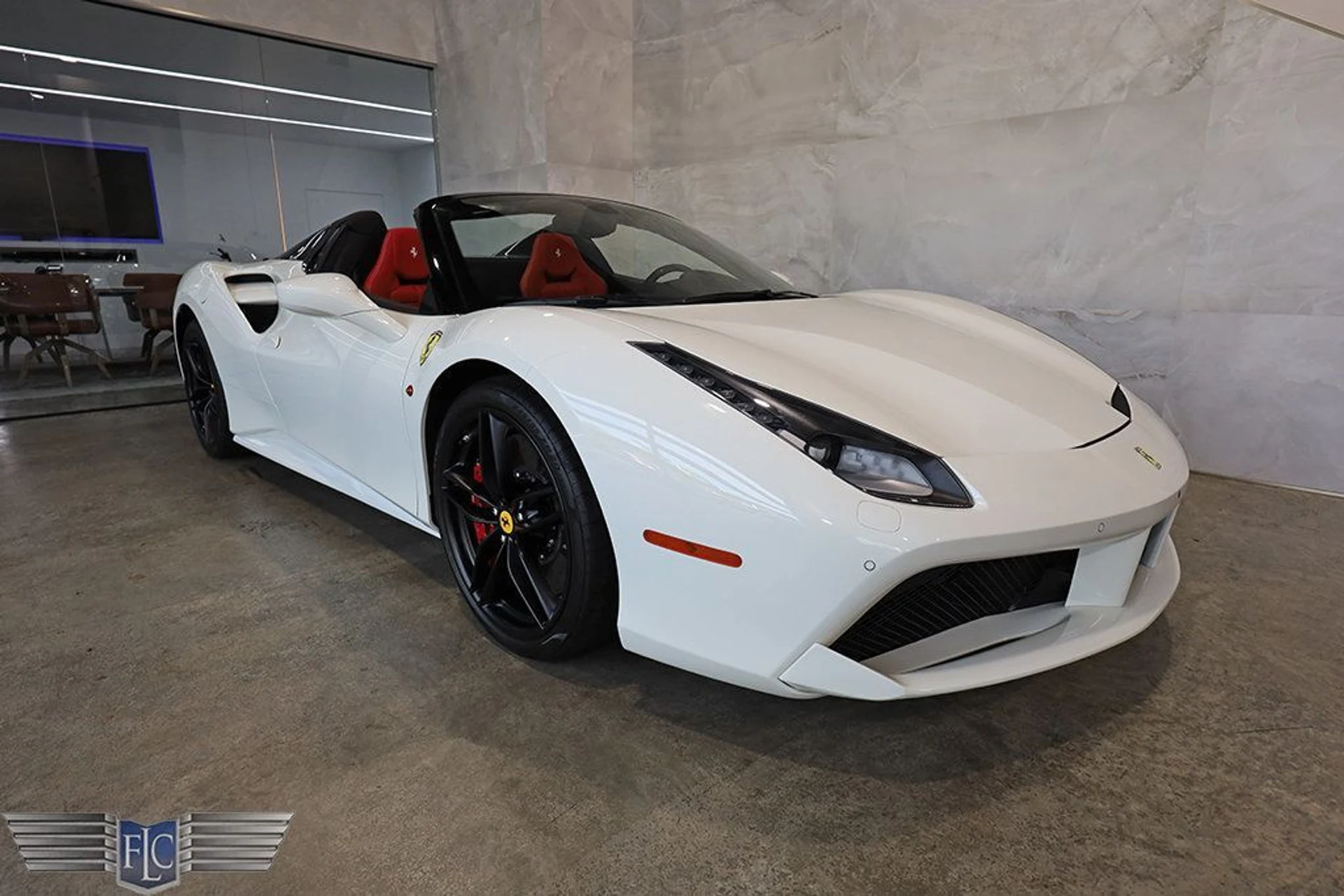 mph010_1806876236_used_2018_ferrari_488_spider_convertible_9689_23035381_11_1024_7947e6c7d6