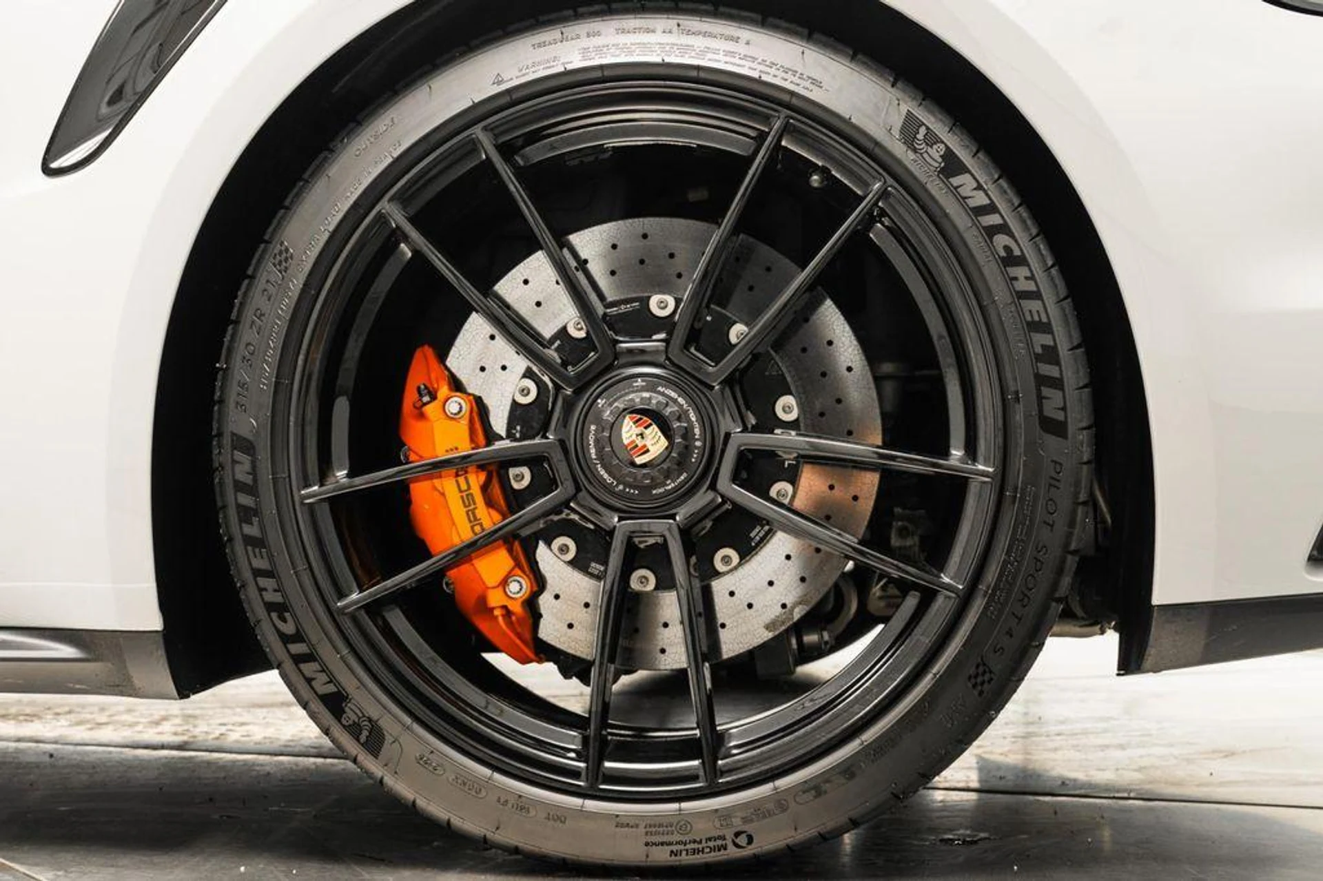 mph010_1813913343_5_Mz_GL_Me0yc_J0d_XH_1_Igq_O4l_LQHNE_337c0a80e5