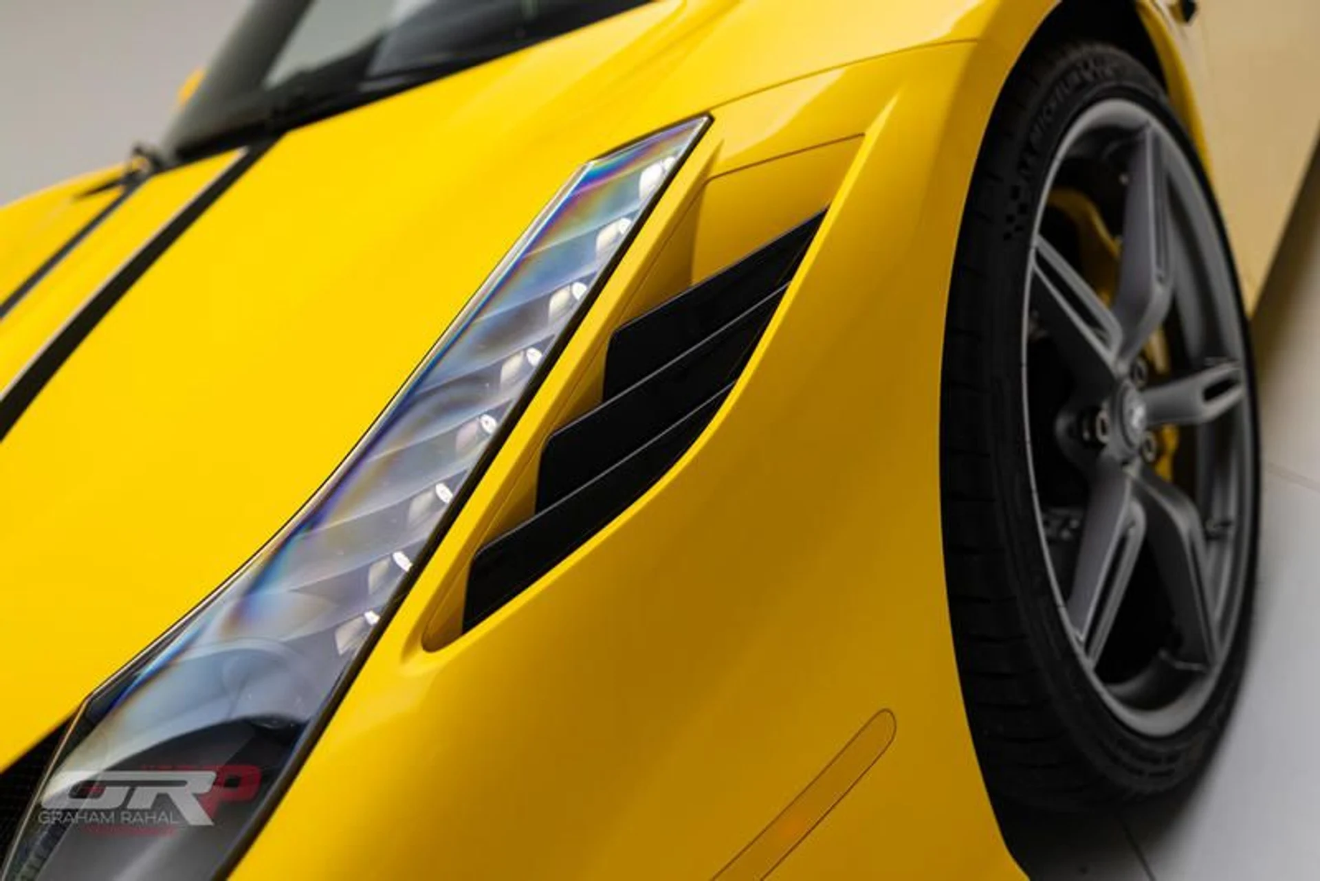 mph010_1815170979_B8_BFCC_9_A_438_D_4_E49_A81_E_BD_2_B6_B19_BC_69_0b2a25f073