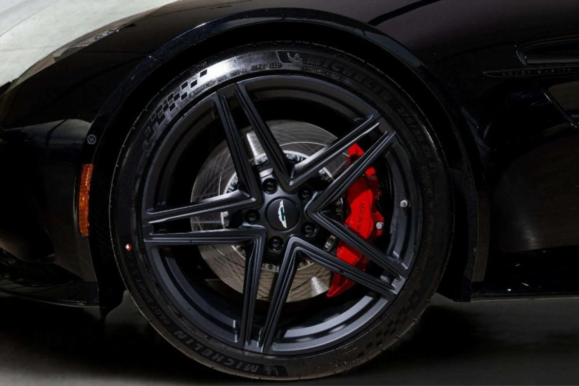 mph010_1817523042_QEBN_4qxih_O_r_U_Si6e_KG_Krr9nr5_A_88171b7f05