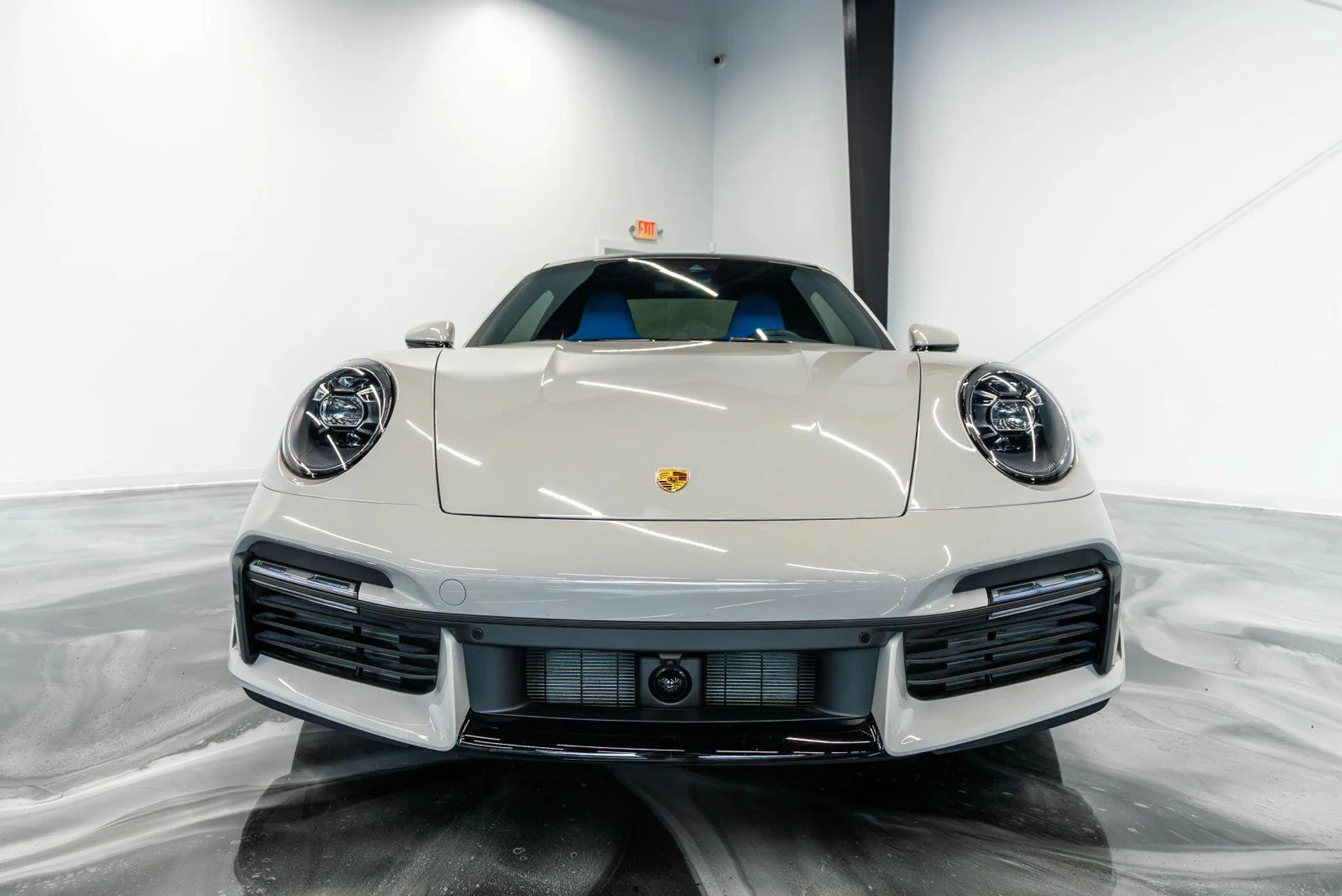 mph010_1834281905_Used_2024_Porsche_911_Turbo_S_Coupe_2_D_1781598396_d3e93bd900