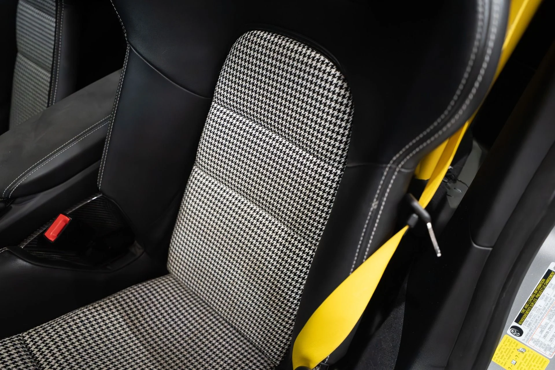 mph010_1834825534_11863_p11_l_f5de3904e4