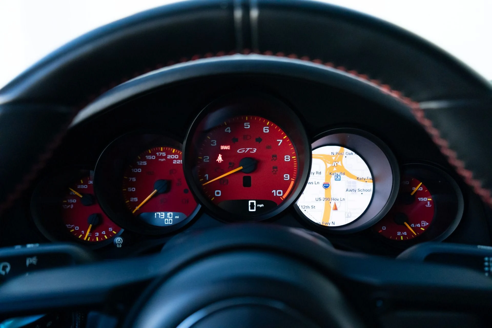 mph010_1835143399_Used_2018_Porsche_911_GT_3_Touring_1787008585_24bcbec40f