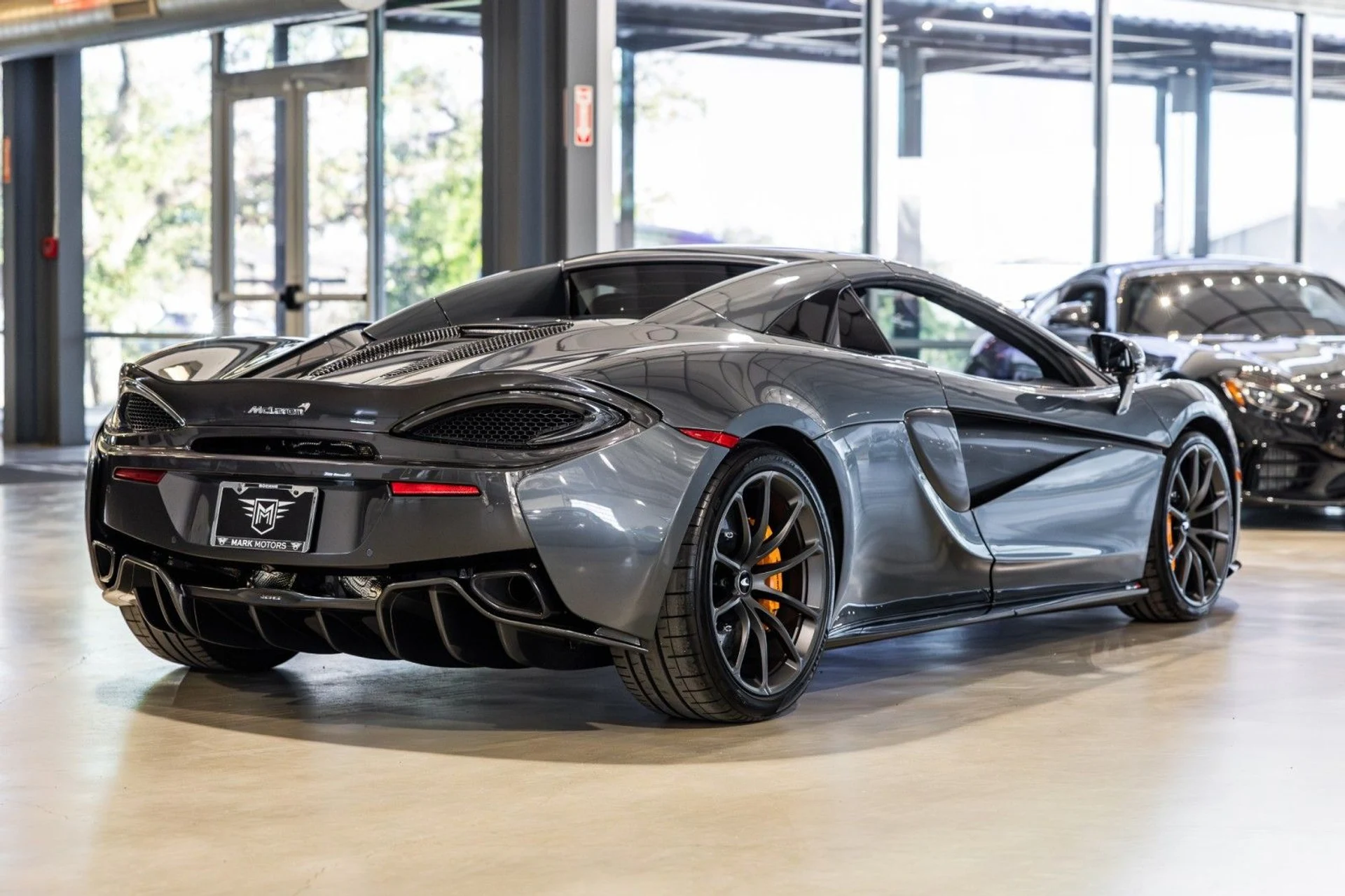 mph010_1835816433_LA_b5148c9b25