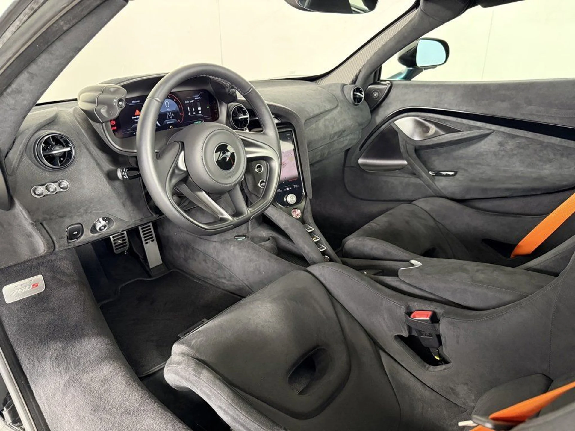 mph010_1840160238_4755169bb39c4c3d9df52a8b9745b40c_c5ba2dbd57