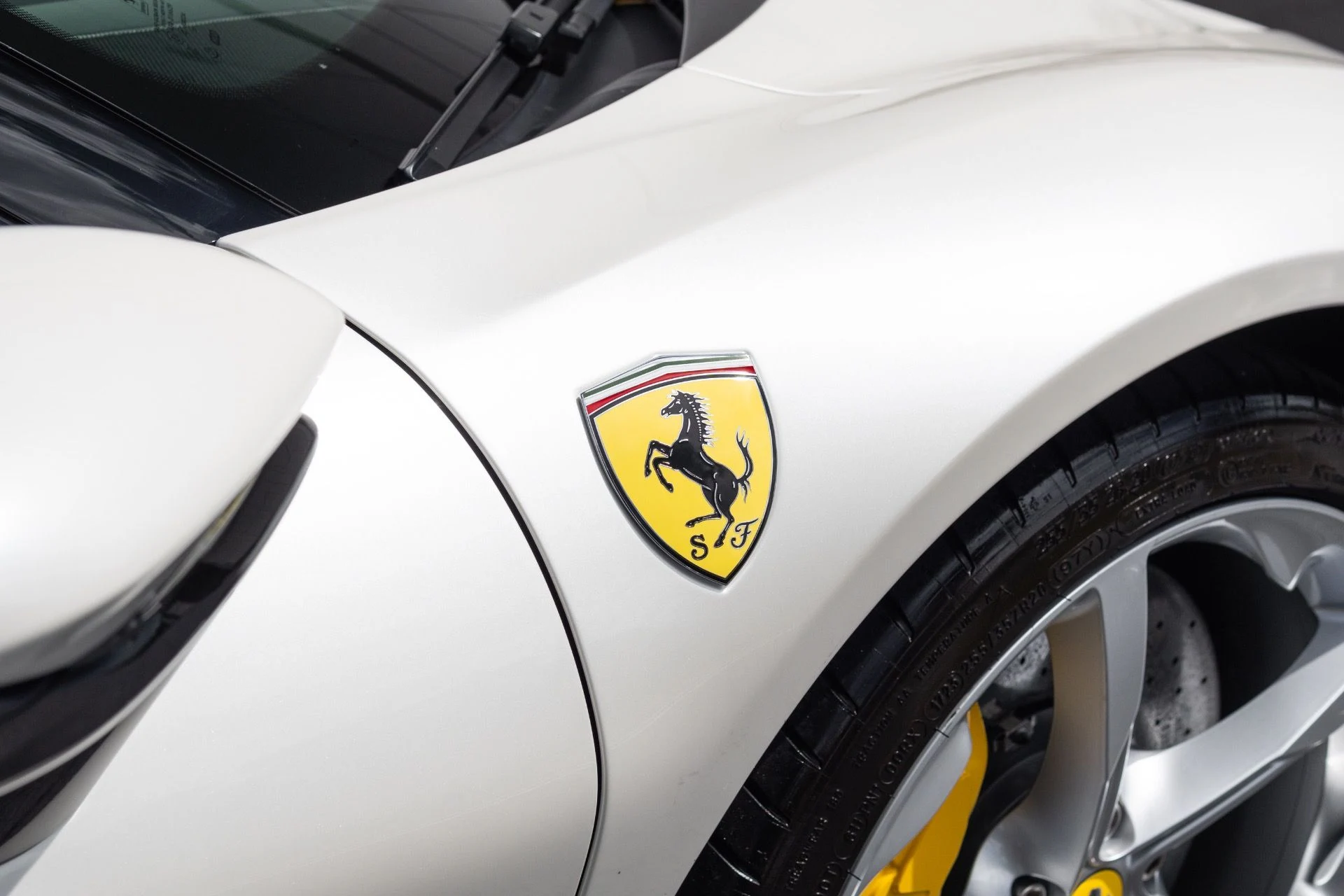 mph010_1849930781_Used_2024_Ferrari_SF_90_Spider_1774069199_3da3031626