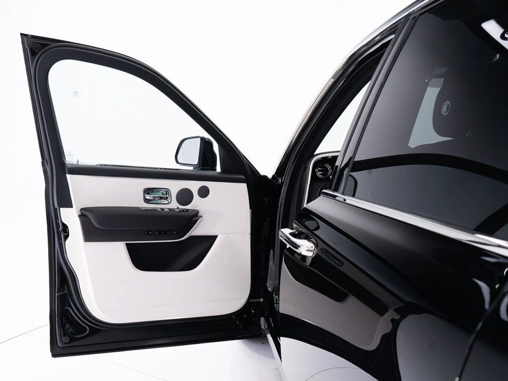 mph010_1850868155_ec78a80142fbfb99300410ef9b3a0bff_0bcaf3c2ed