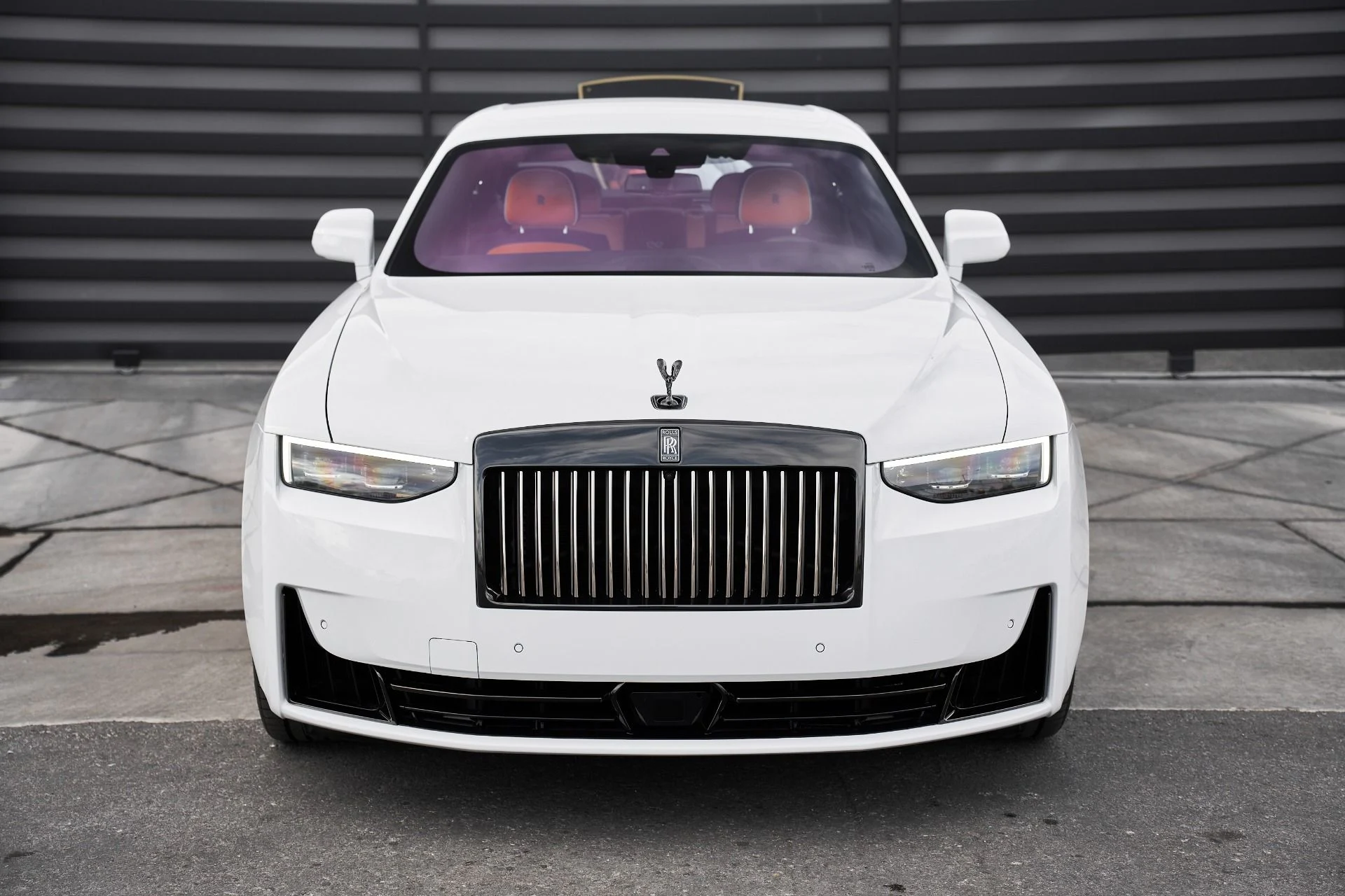 mph010_1855651185_Used_2025_Rolls_Royce_Ghost_Black_Badge_1763167757_aba93d181c