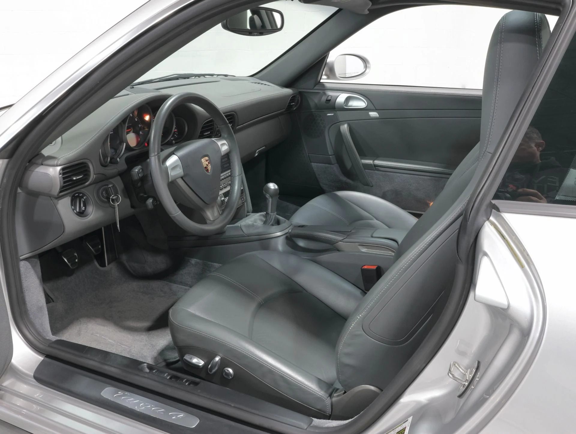 mph010_1861697733_Used_2007_Porsche_911_Targa_4_Coming_Soon_To_Bring_A_Trailer_1775151692_ccc2b5cd74