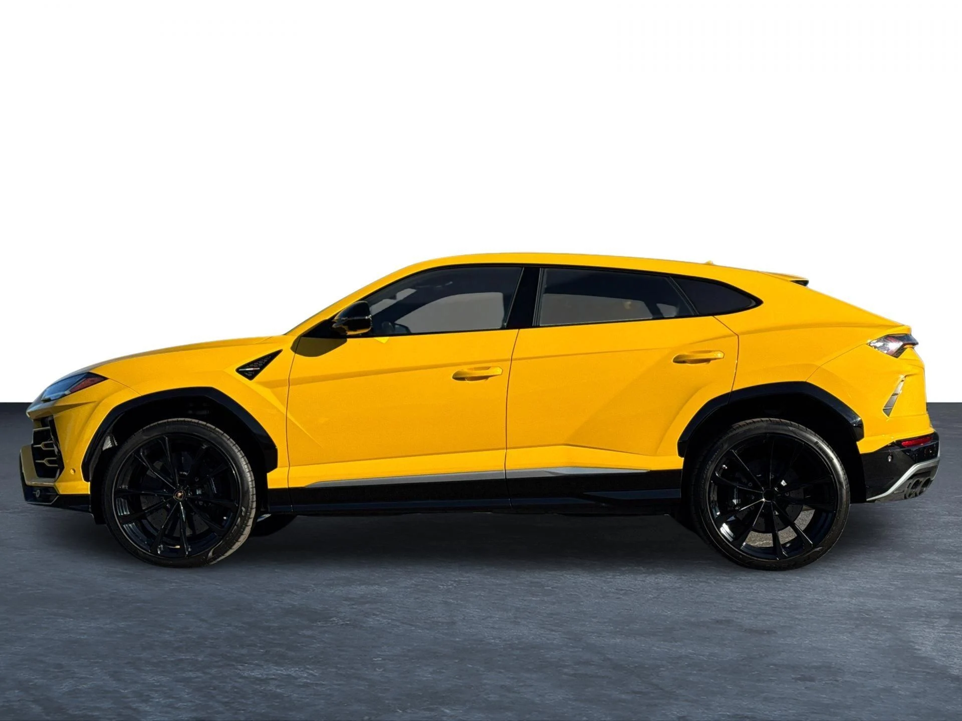 mph010_1862615009_Used_2019_Lamborghini_Urus_Selezione_CPO_1768403564_3f77d90276