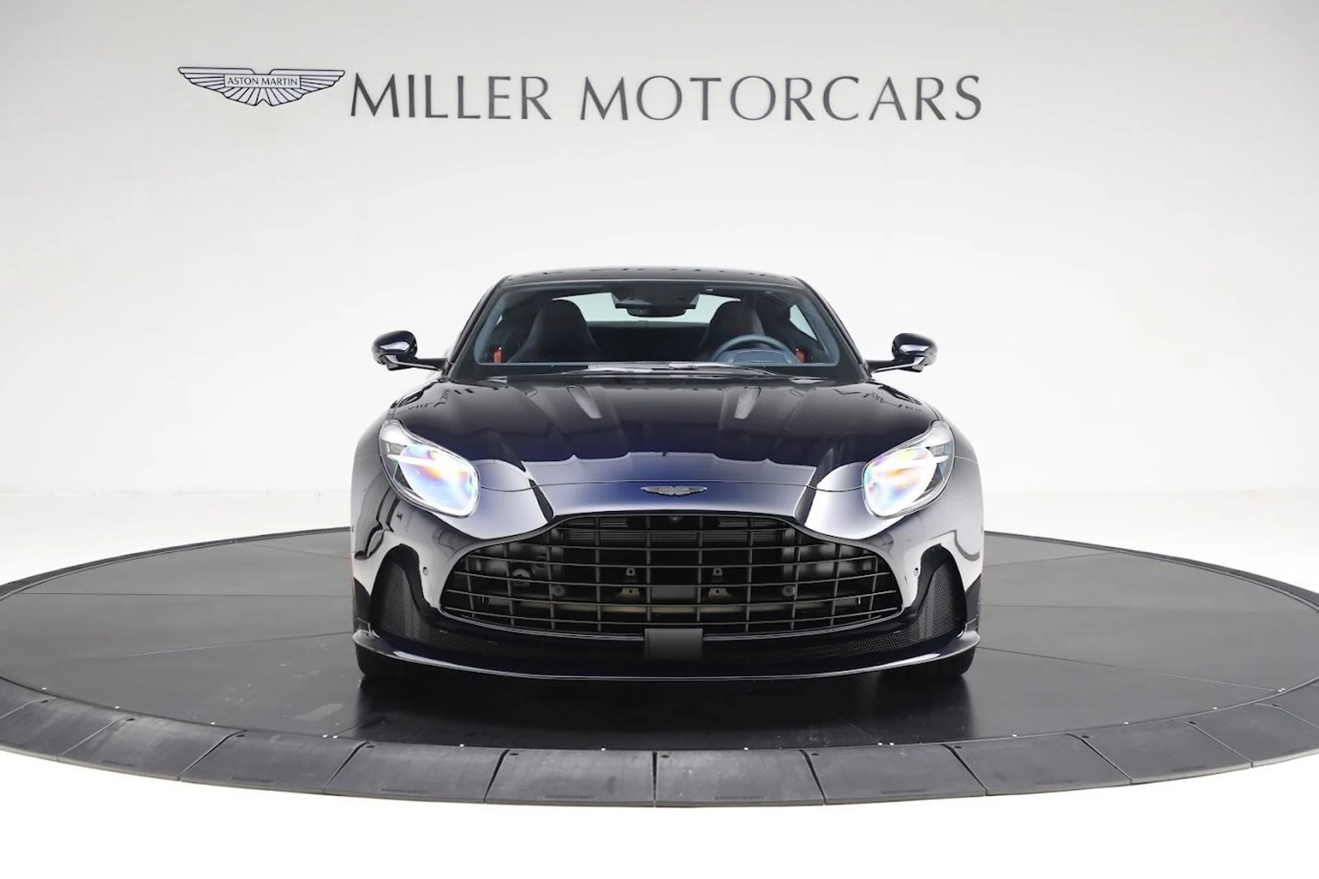 mph010_187079550_Used_2024_Aston_Martin_DB_12_V8_50775fc82e