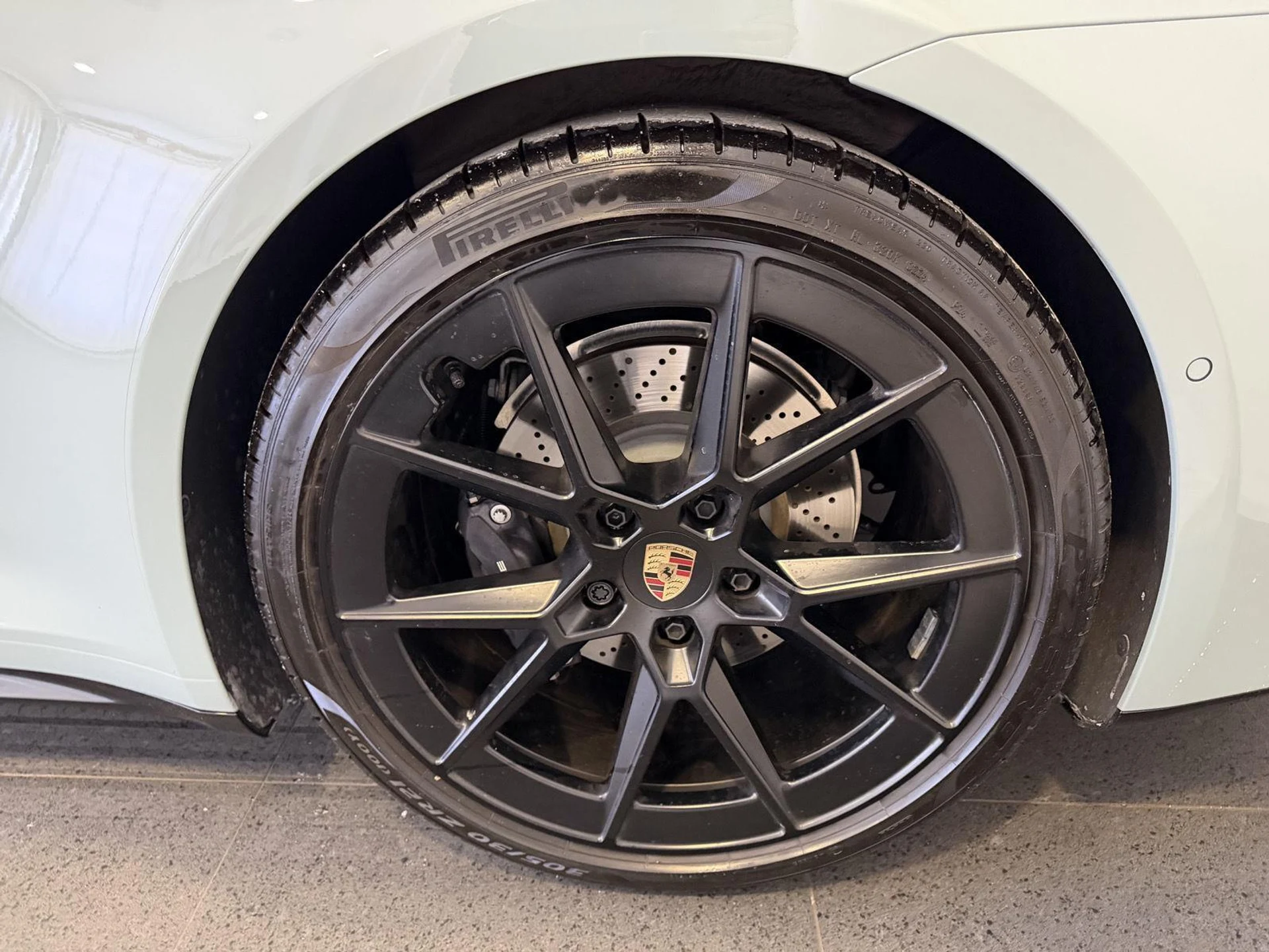 mph010_1873895305_bd36a22647c5eddaf7895517130a223dx_d0132b2c2e