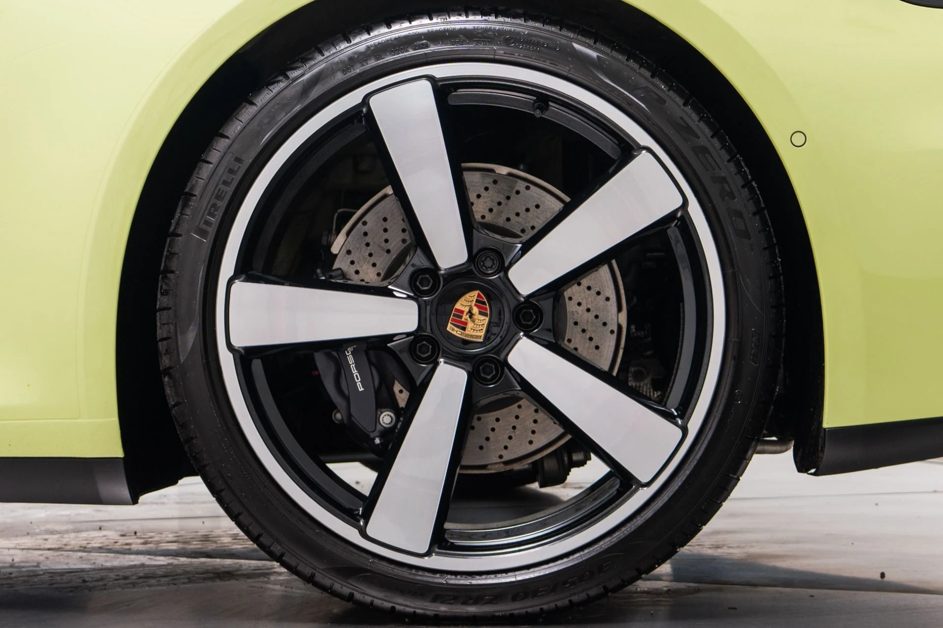 mph010_1878855400_Used_2025_Porsche_911_Carrera_Cabriolet_Premium_Package_Sport_Classic_Wheels_Sport_Exhaust_1767826405_7e98e9b98c