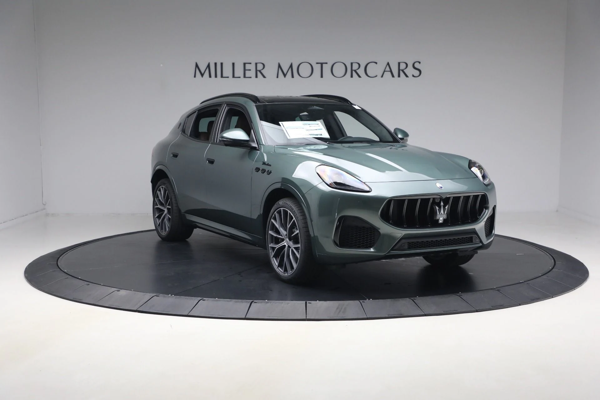 mph010_1886366479_New_2026_Maserati_Grecale_Modena_V6_1780685407_677a6ddd0c