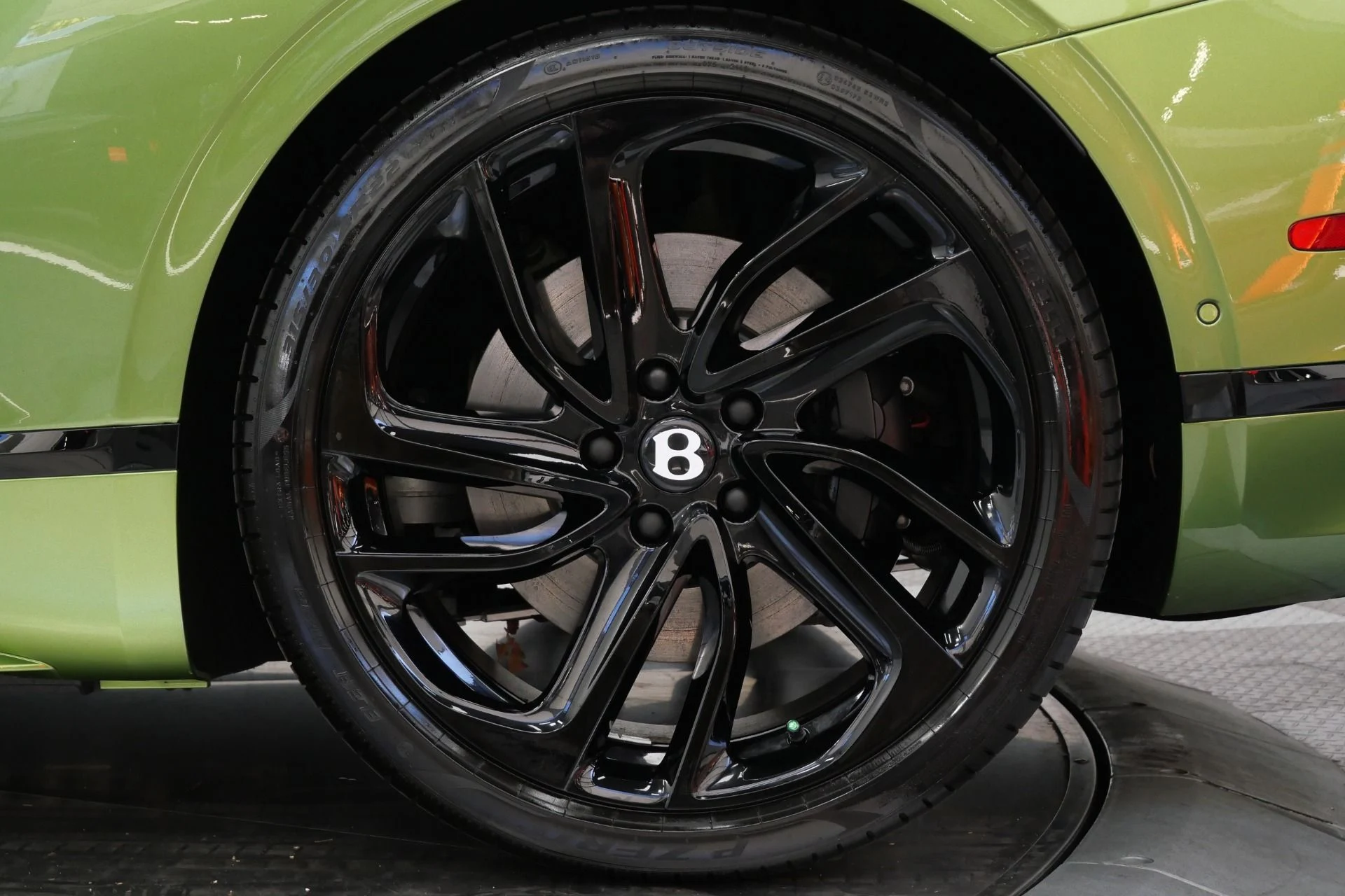 mph010_1894788799_Used_2025_Bentley_Continental_GT_Speed_771_Horsepower_Blackline_Specification_Touring_Specification_1783710635_6162d21b54