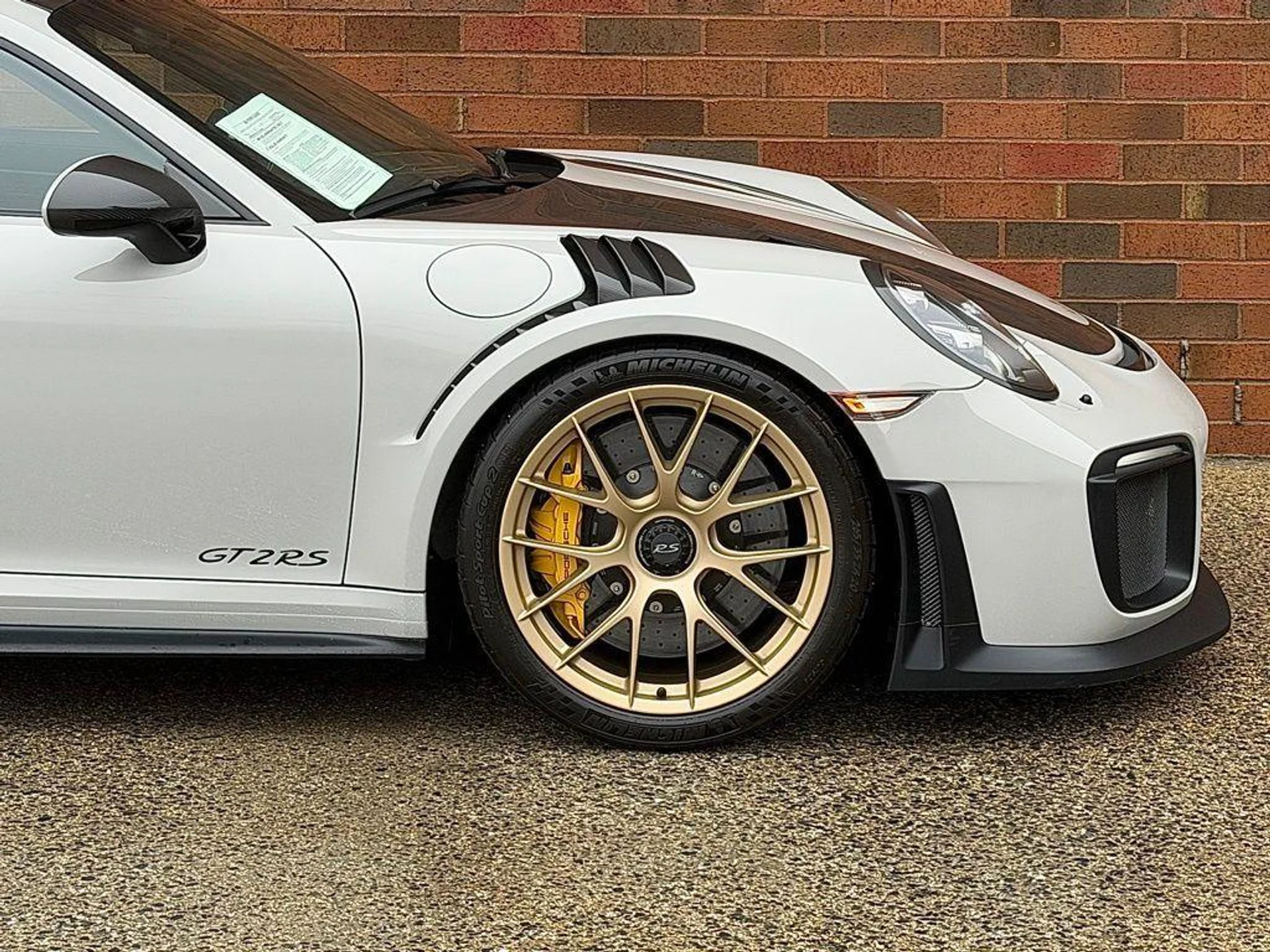 mph010_1895380892_w_N_Skzcz_b_Zsrre_Fx_M_Hko_IXYI_Iyo_f2a9f2b9ac