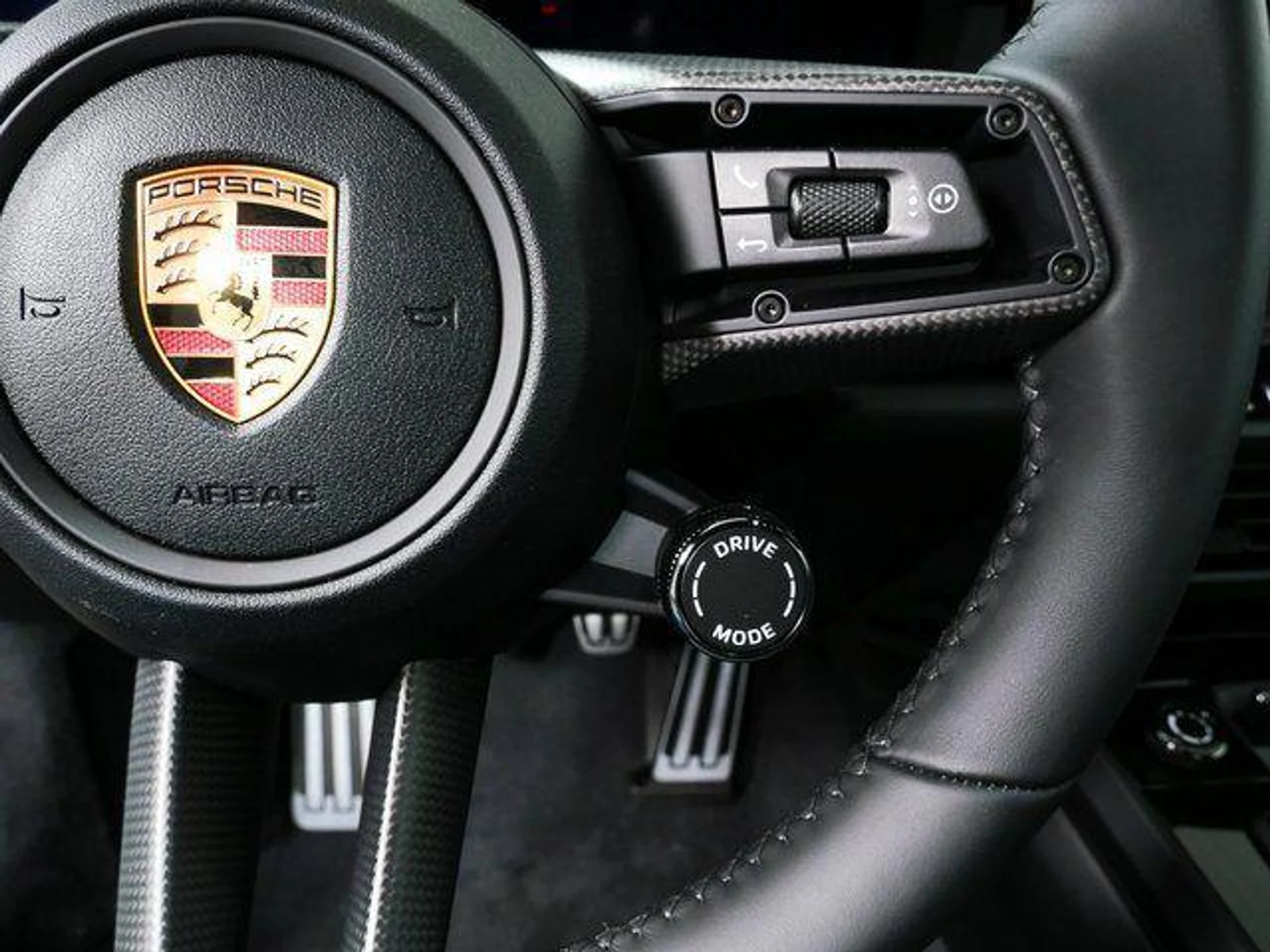 mph010_1897502844_GS_Ip1_F_Ug_ZN_0_Y89di61_M8_Pi_NI_5_R4_4eadae0ed9