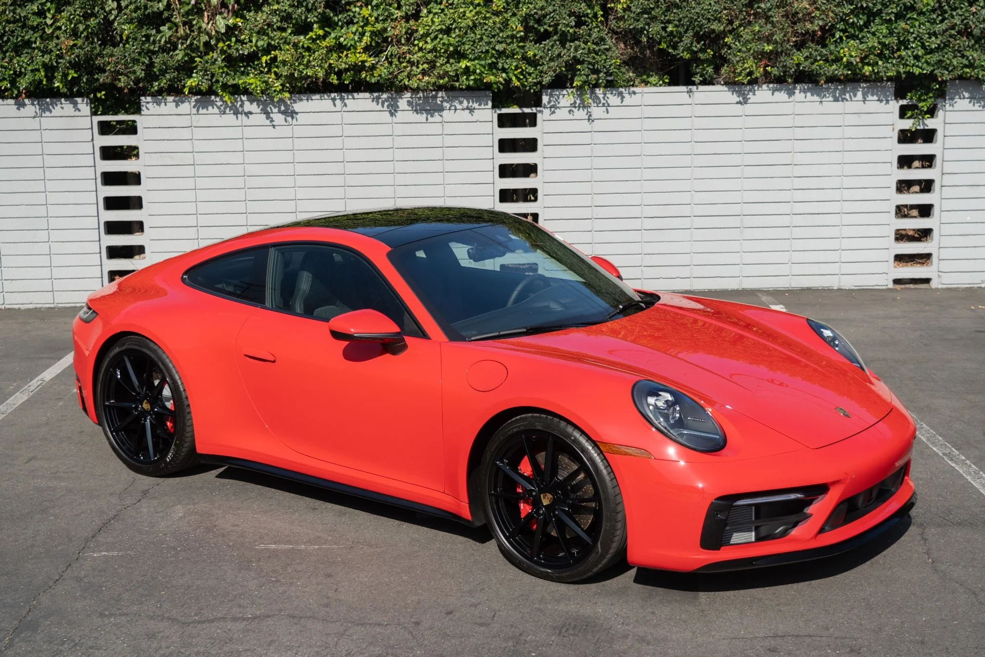 mph010_1902968529_Used_2024_Porsche_911_Carrera_4_S_1755630543_991cb76a73