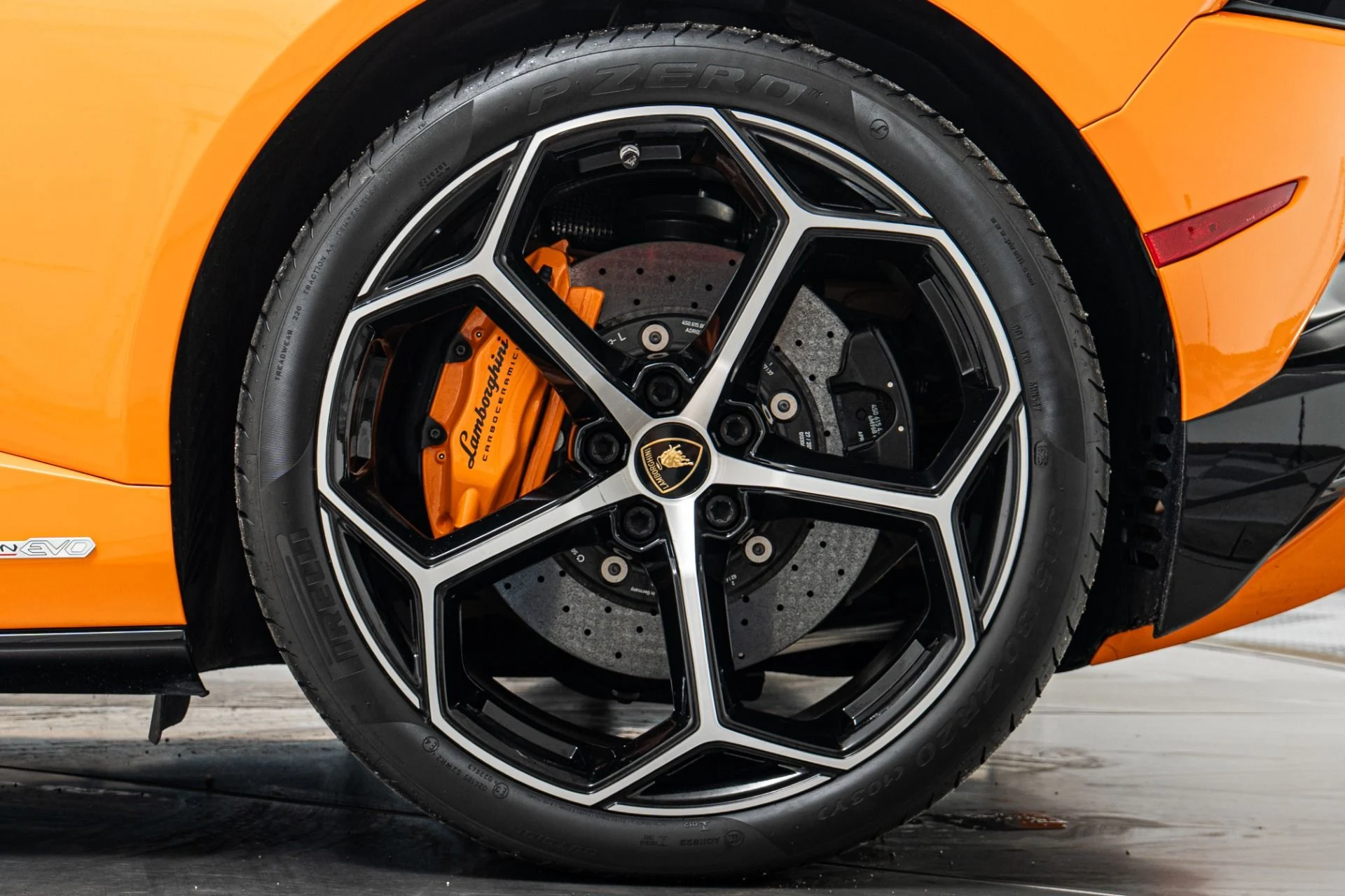 mph010_1921224048_Used_2020_Lamborghini_Huracan_EVO_Spyder_Low_Miles_Full_PPF_Naturally_Aspirated_V10_1776374441_6f96cae7df