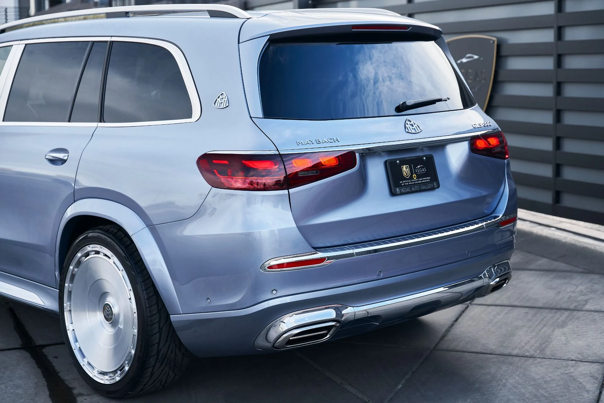 mph010_1923858734_Used_2026_Mercedes_Benz_GLS_Maybach_GLS_600_1769136292_99cd938e29