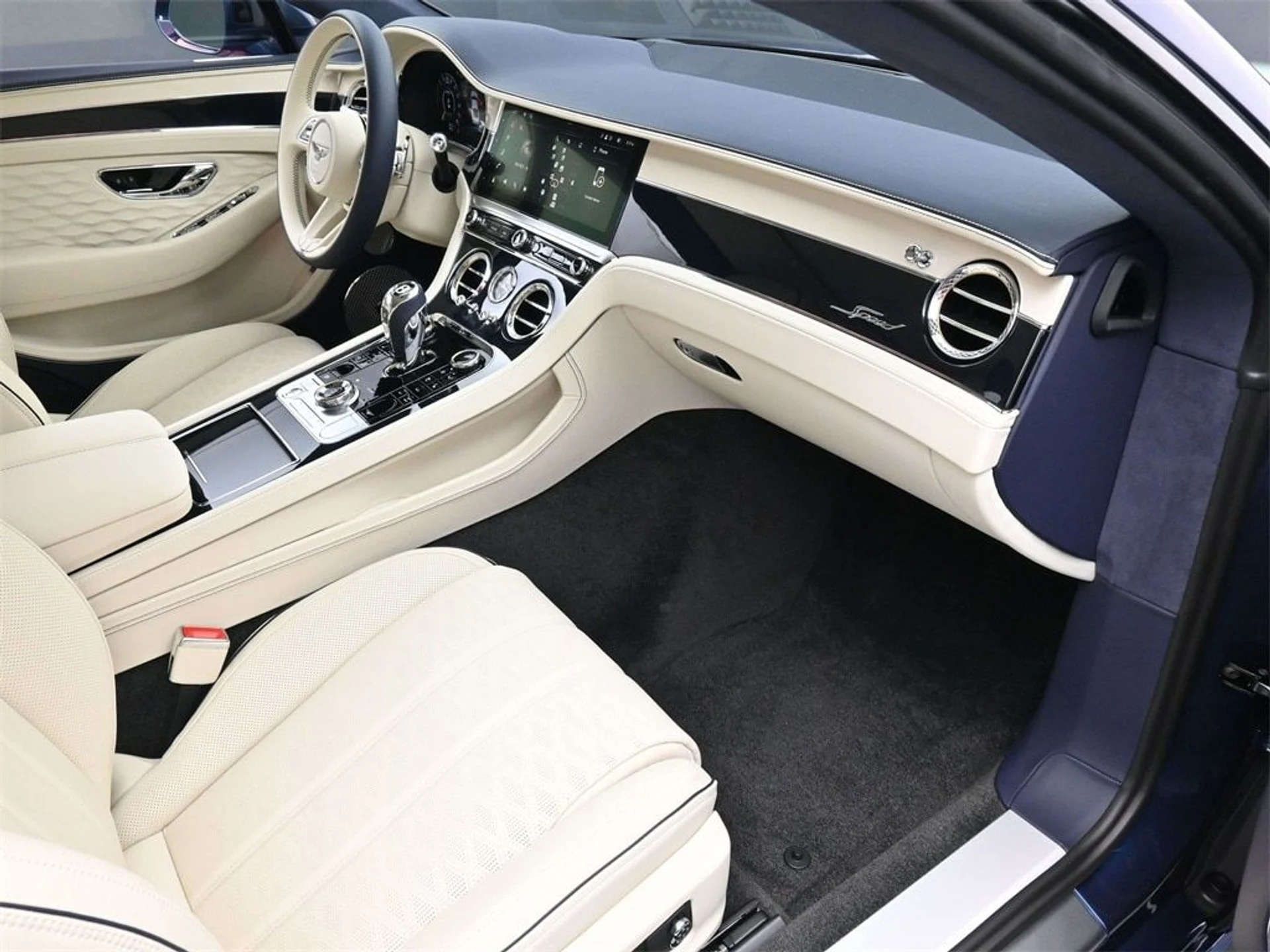 mph010_1931625473_8c18ee55fe1aeb7653f4fb4f5c540bedx_5998fd251d