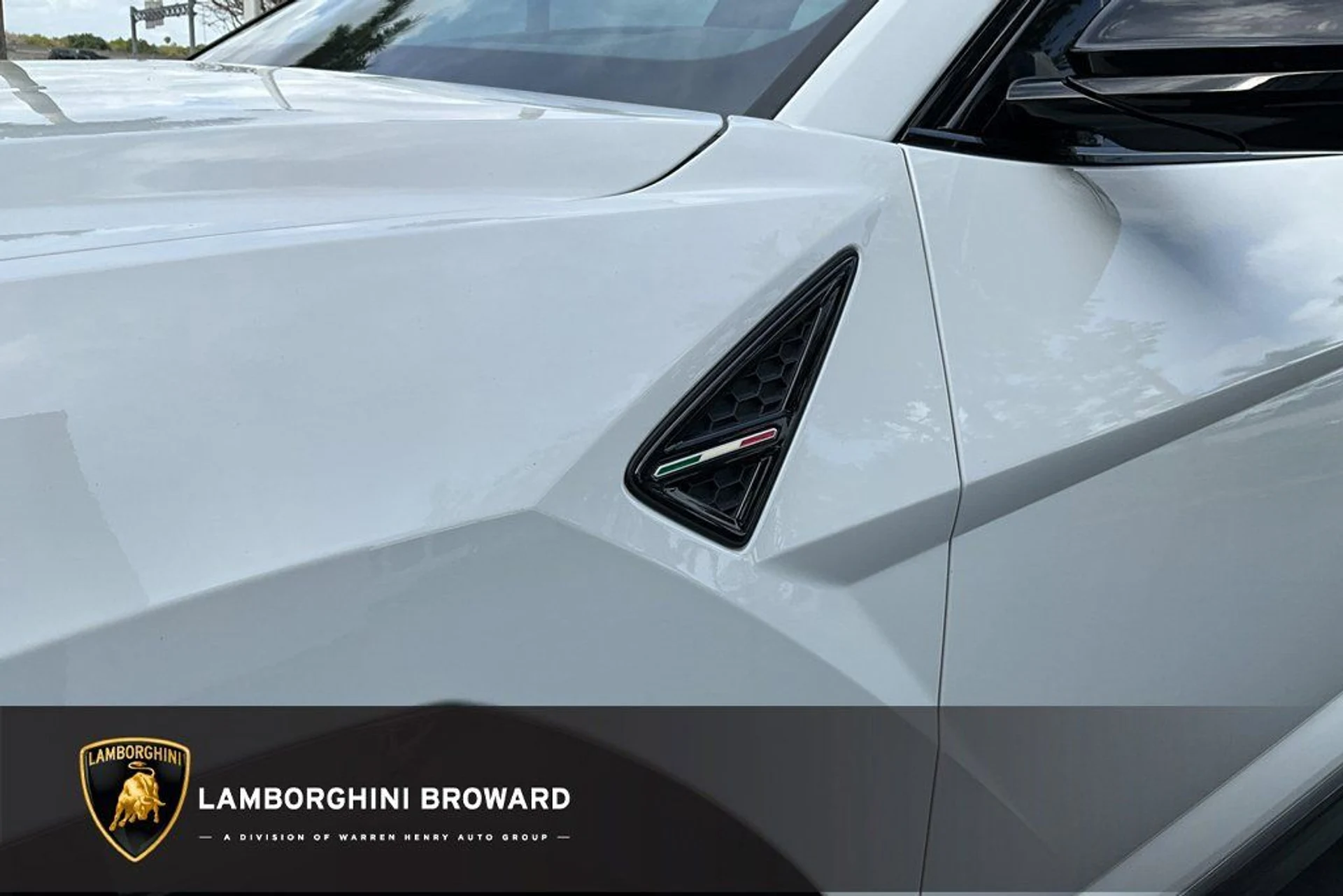 mph010_193855199_ce4af174fed04f0db46e4f2c8605fe03_ac444bbfd9