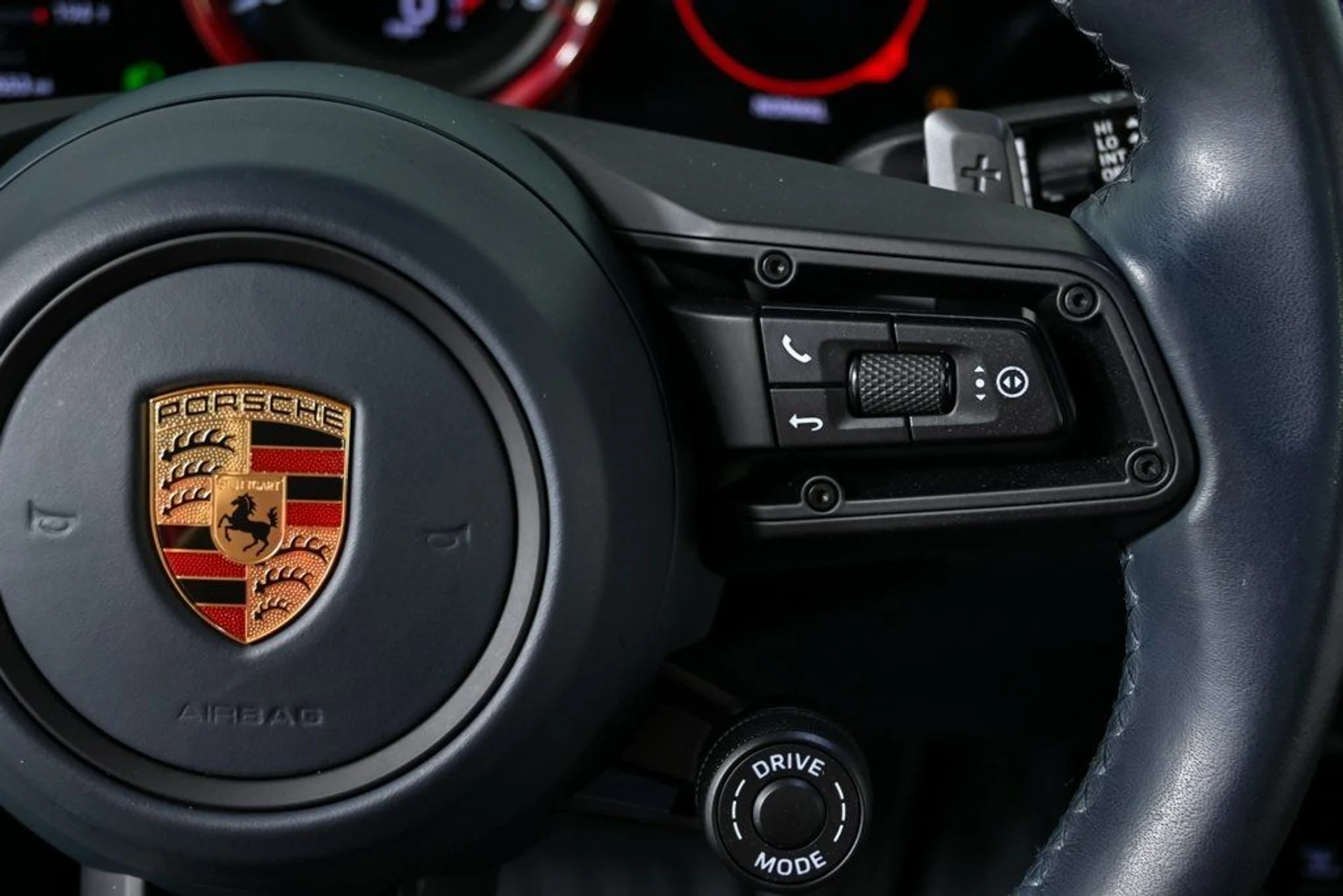 mph010_1940612664_cb0d12c699057e0f63271abc77ead972_d2f47151a0