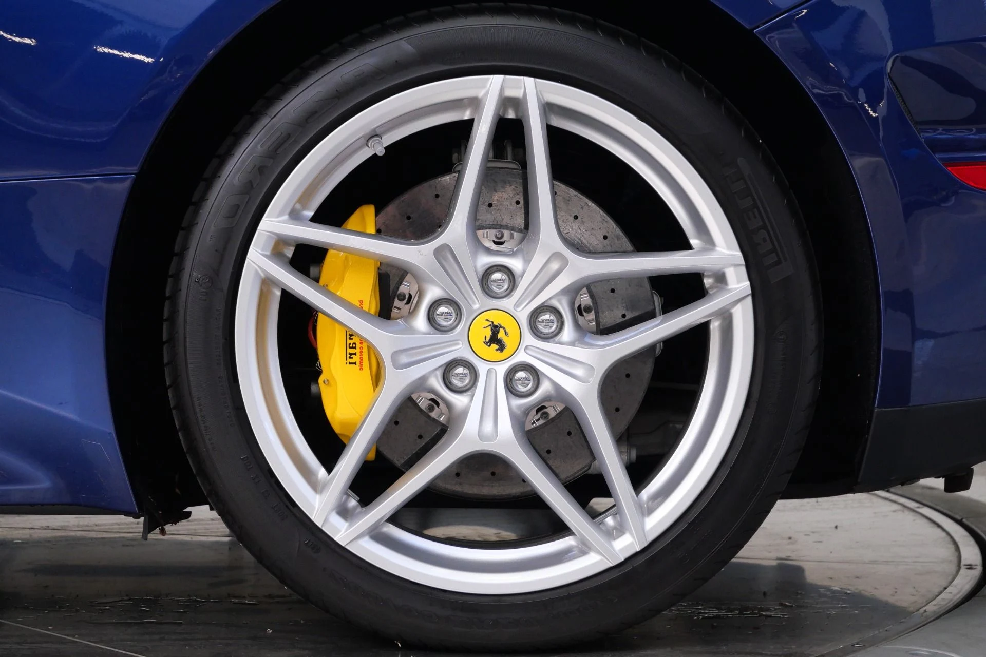 mph010_1942357233_Used_2017_Ferrari_California_T_553_Horsepower_Ventilated_Seats_Low_Miles_1780071789_3d846f4ee6