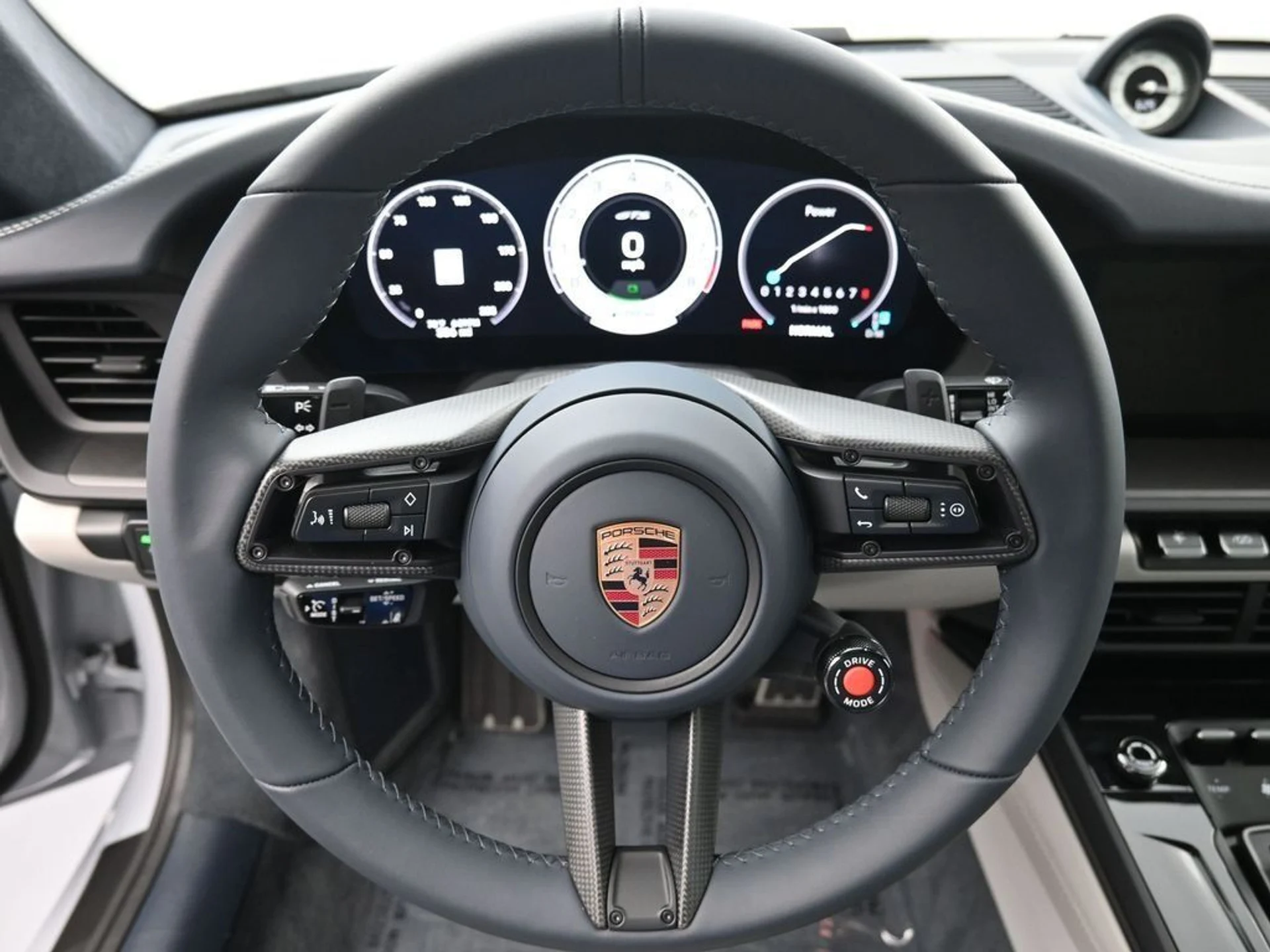 mph010_1945447698_8f2df41d18f7f38a8c7a3acf5dd38d5f_5064119edb