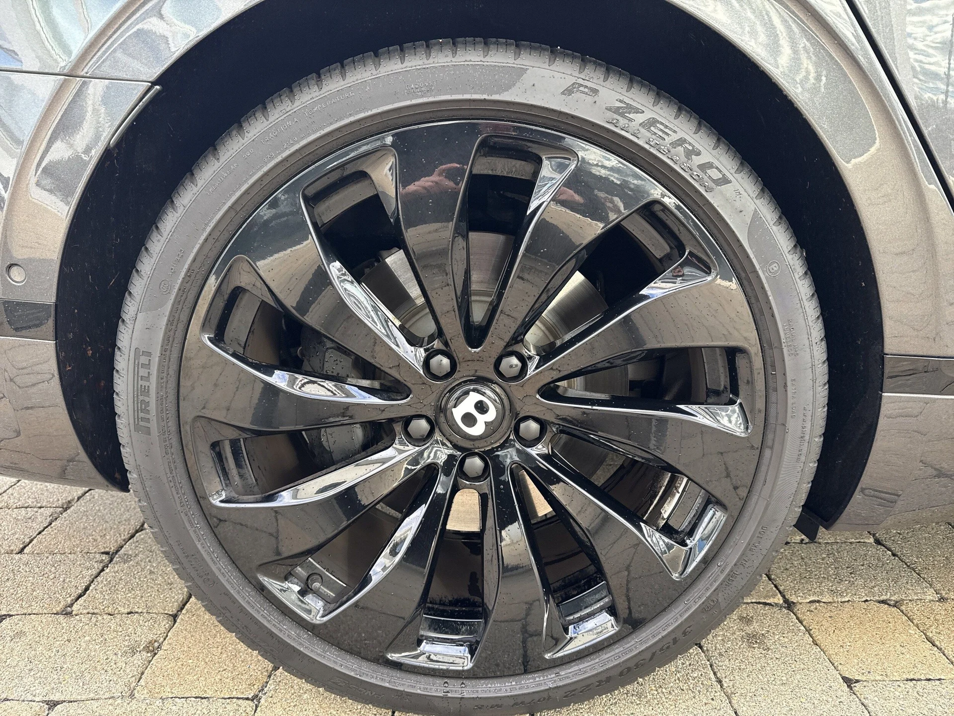 mph010_1945779261_66ce0f0ed9aee10b7e67dba9e747739dx_5d84b23274