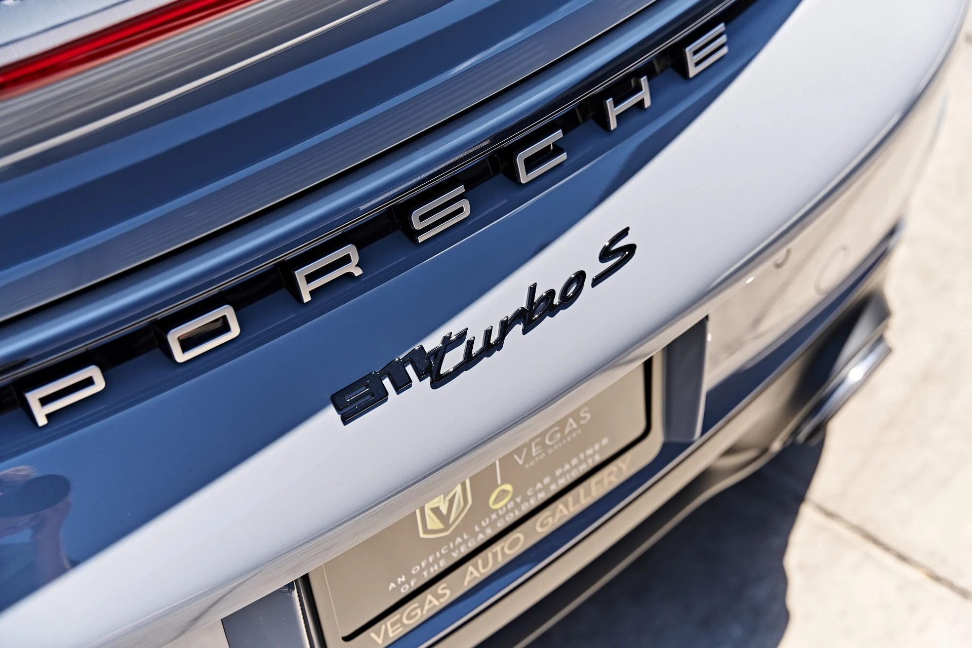 mph010_1969951641_Used_2023_Porsche_911_Turbo_S_1785208103_84e12f2a99